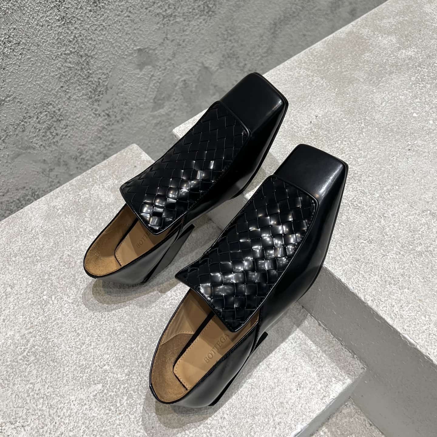 Bottega Veneta Ventura Loafer Shoes Women