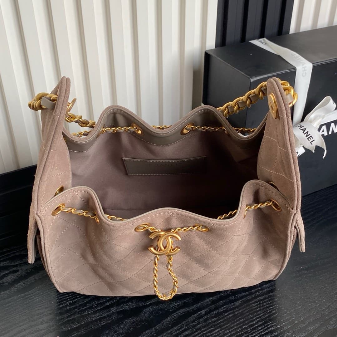 Chanel 25 Small Hobo handbag AS5293 Suede & gold-tone metal Beige A