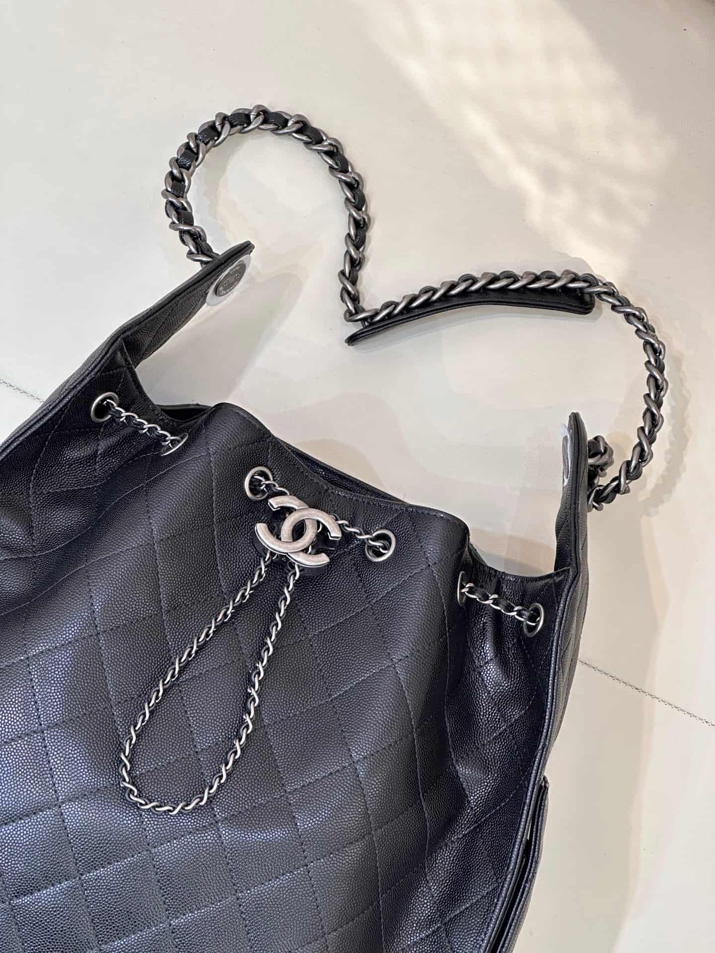 Chanel 25 Medium Hobo handbag AS5311 Grained Calfskin & Silver-tone Metal Black TOP