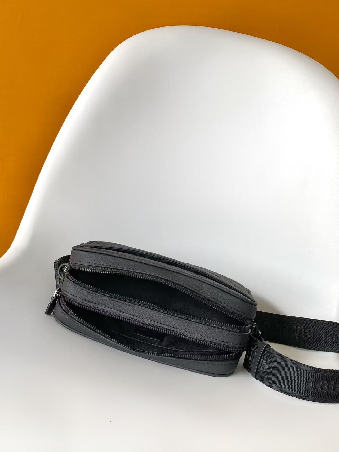 Louis Vuitton Alpha Messenger Black Monogram Shadow calfskin leather M28785 High