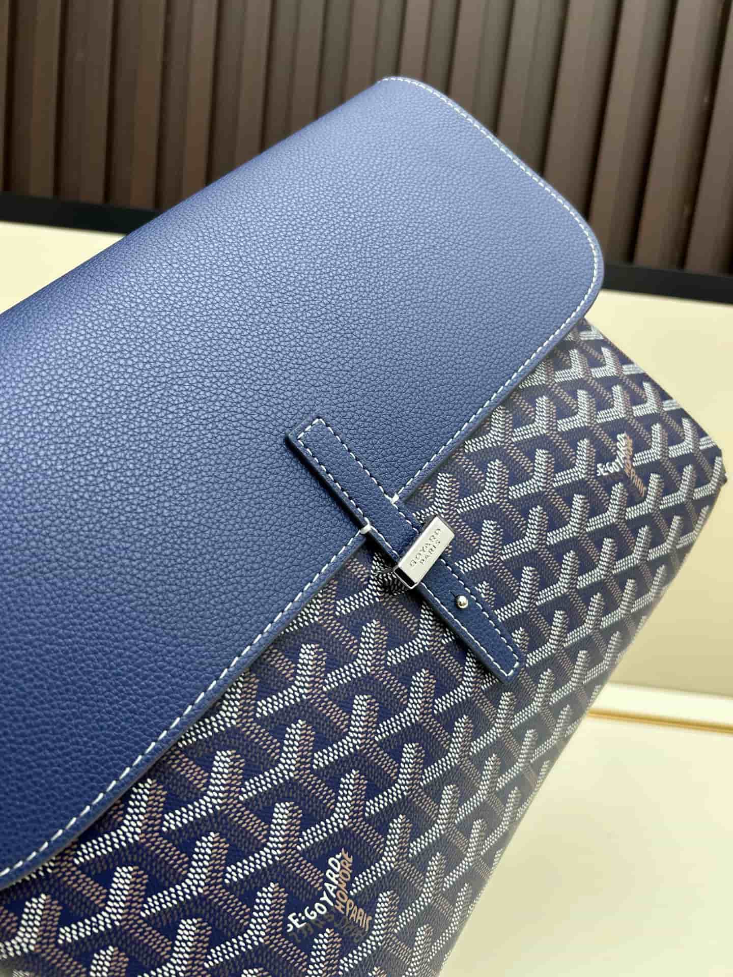 Goyard Coursier Messenger Bag Blue Mid