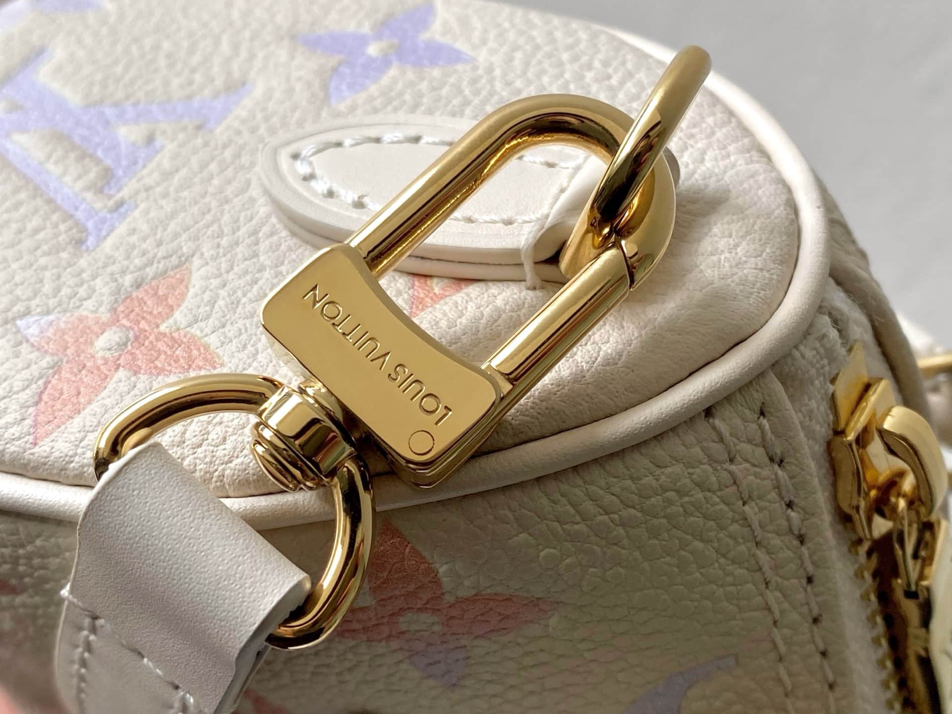 Louis Vuitton Nano Speedy Embossed grained cowhide leather M25591 Dream Beige TOP