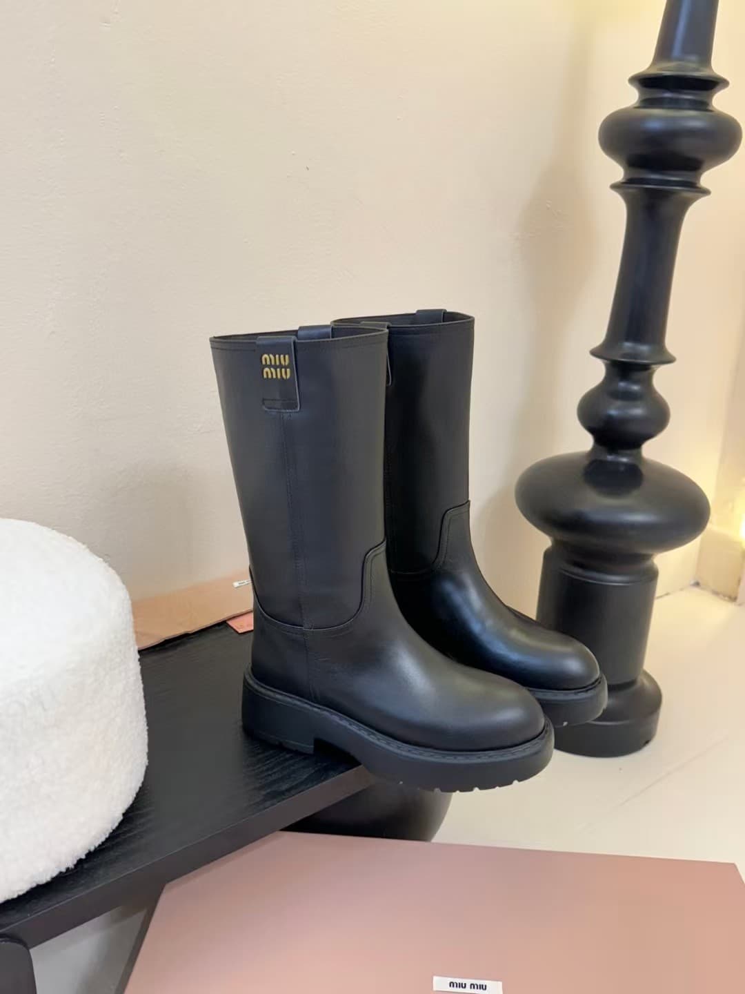 Miu Miu Women's Stivali Leather Boots