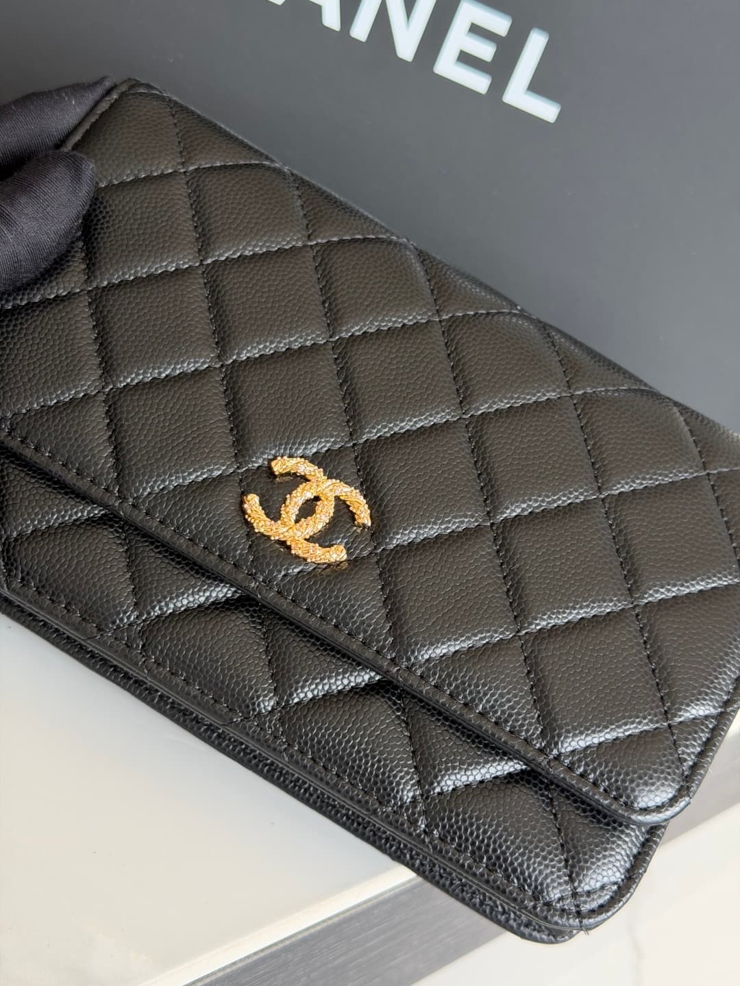 Chanel Wallet on Chain Shiny Grained Calfskin Strass & Gold-Tone Metal Black AP5073 High