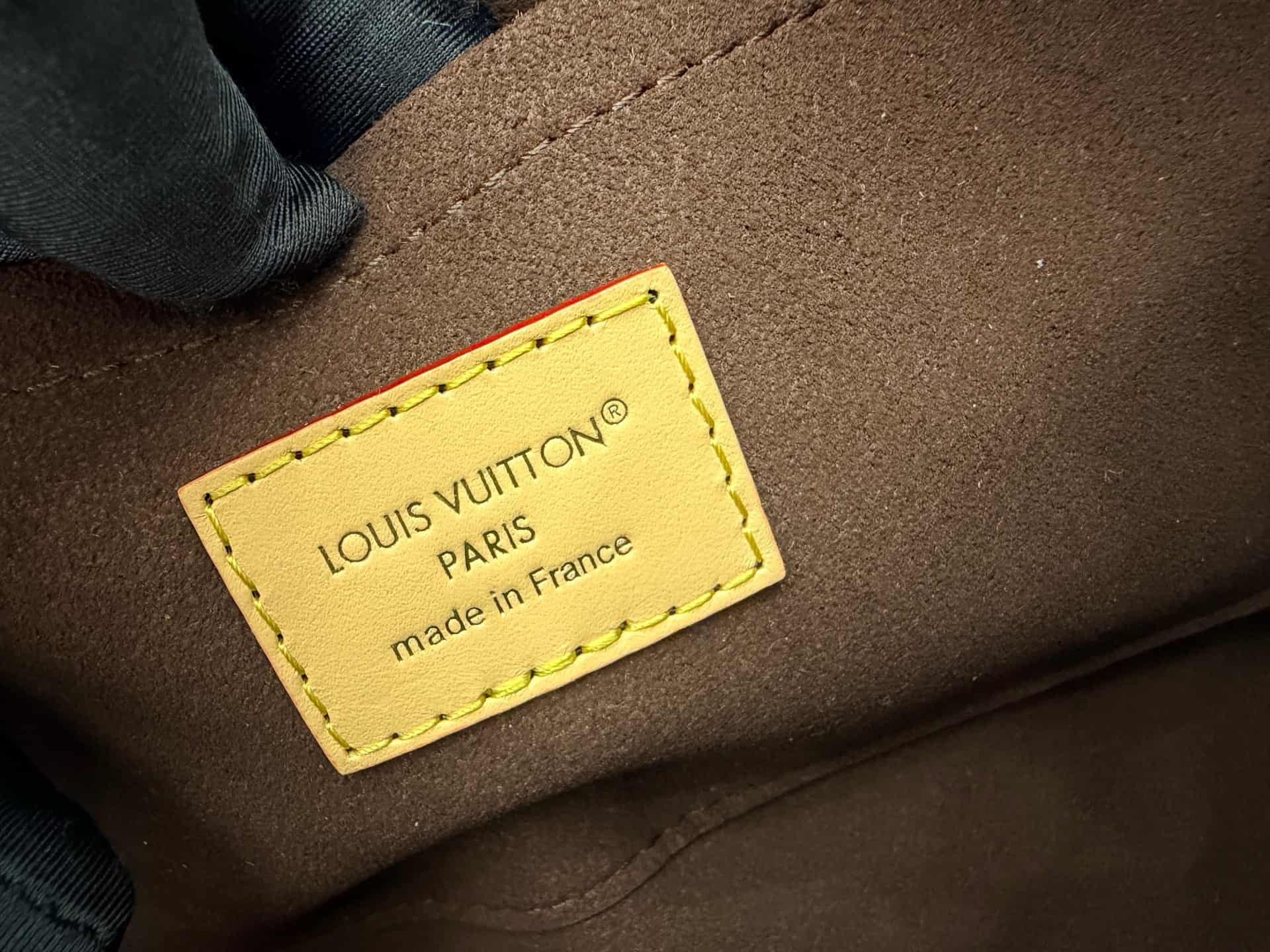 Louis Vuitton Squire PM Monogram coated canvas M28951 TOP