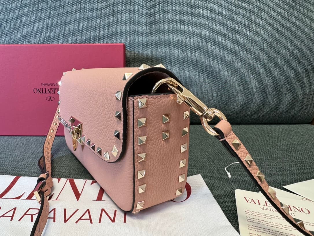 Valentino Garavani Small Rockstud Shoulder Bag Pink High