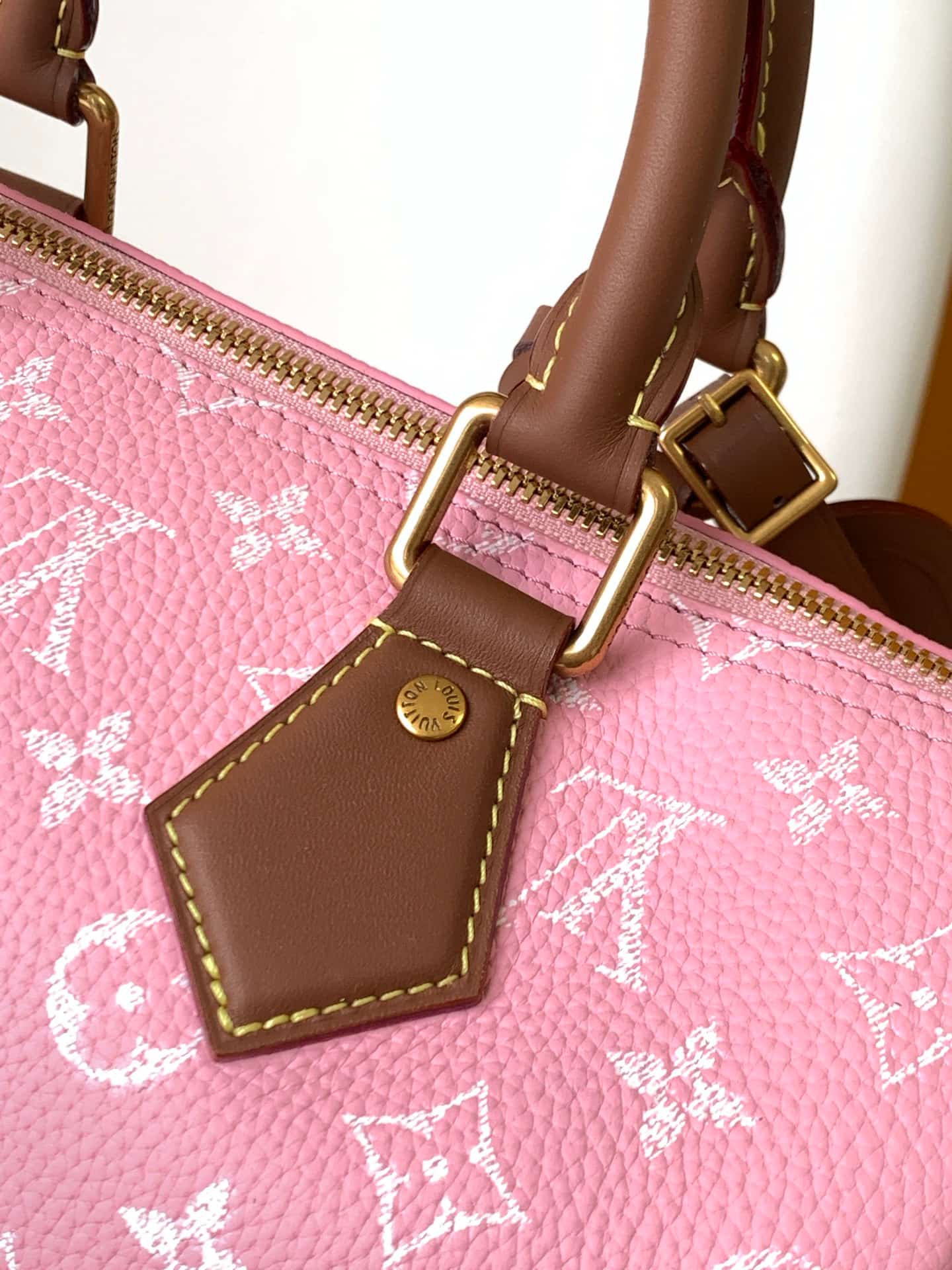 Louis Vuitton Speedy P9 Bandoulière 25 Pink Sakura Calf leather M15279 High