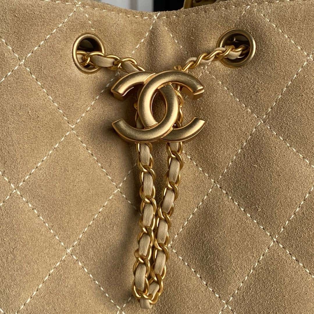 Chanel 25 Medium Hobo Medium handbag AS5311 Suede & Gold-tone Metal Camel High