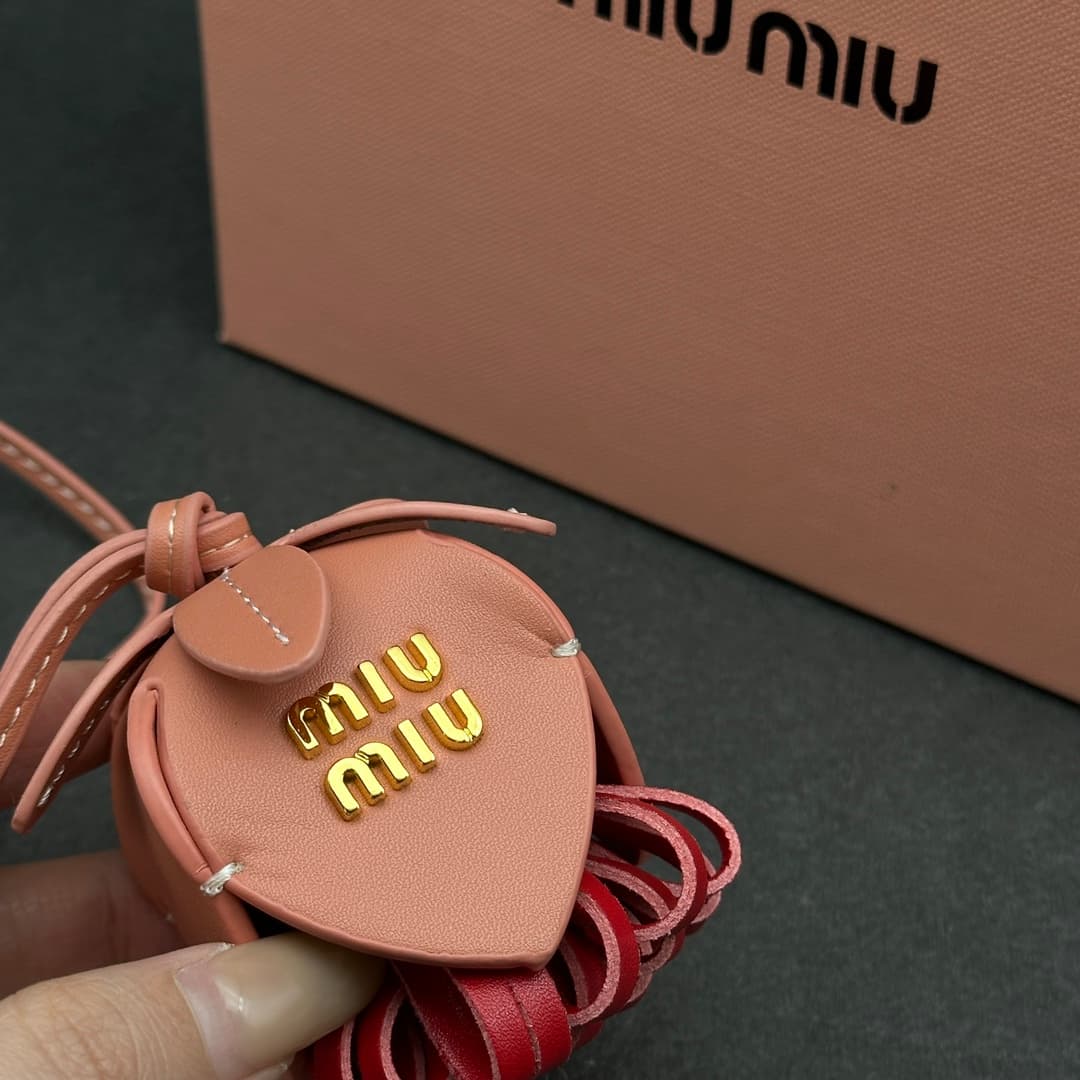 Miu Miu flower Logo-Lettering Leather Bag Charm