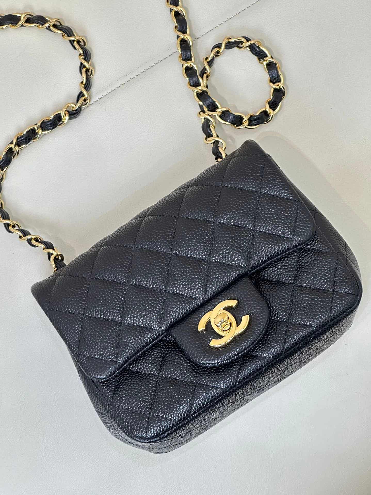 CHANEL Super Mini Classic Handbag Grained Calfskin & Gold-tone Metal A35200 Black TOP