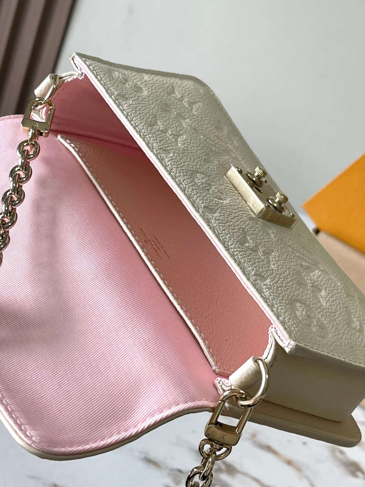 Louis Vuitton Wallet On Chain Métis Cream Monogram Empreinte embossed supple grained cowhide leather M82836 TOP