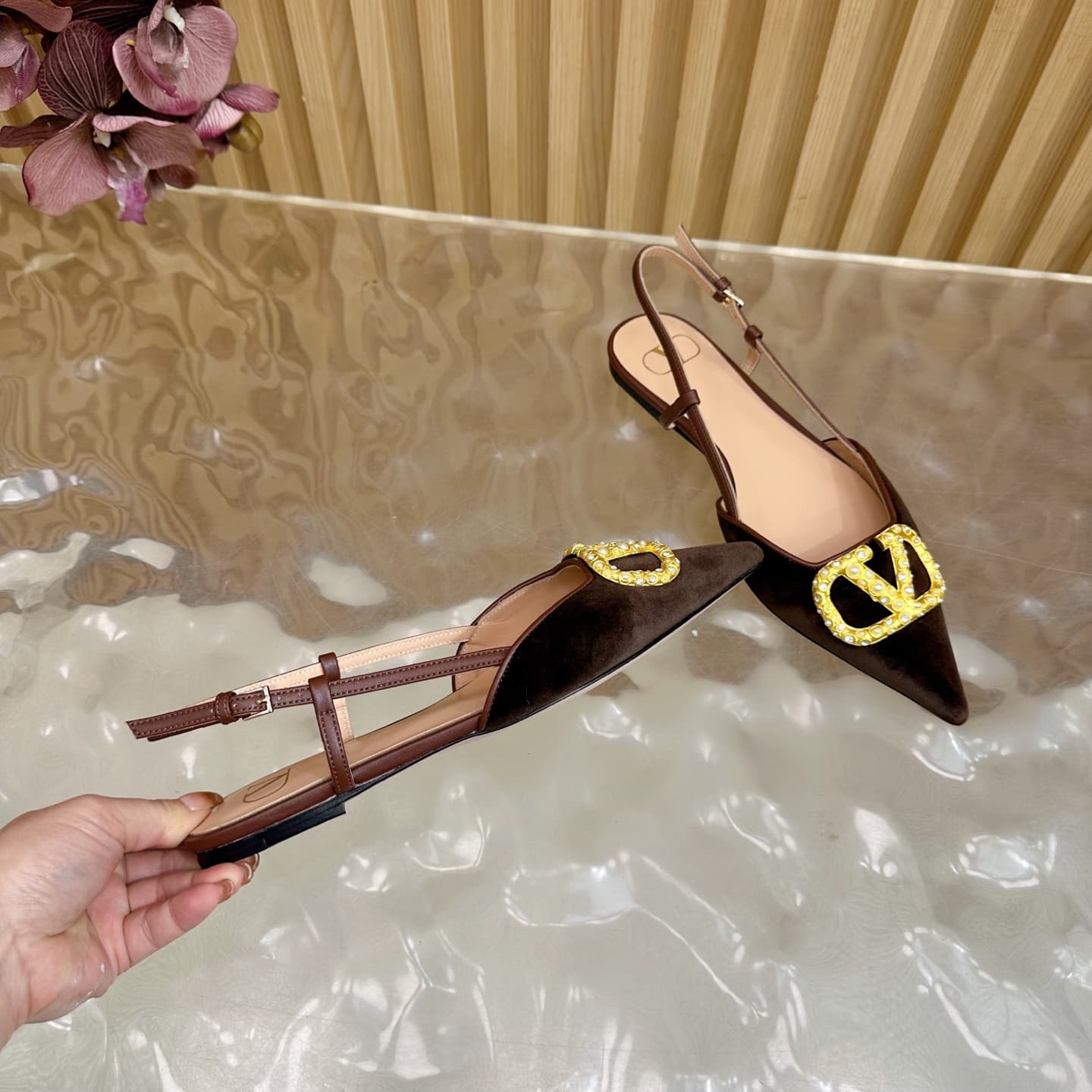 Valentino Vlogo Signature Slingback Pump Shoes Low