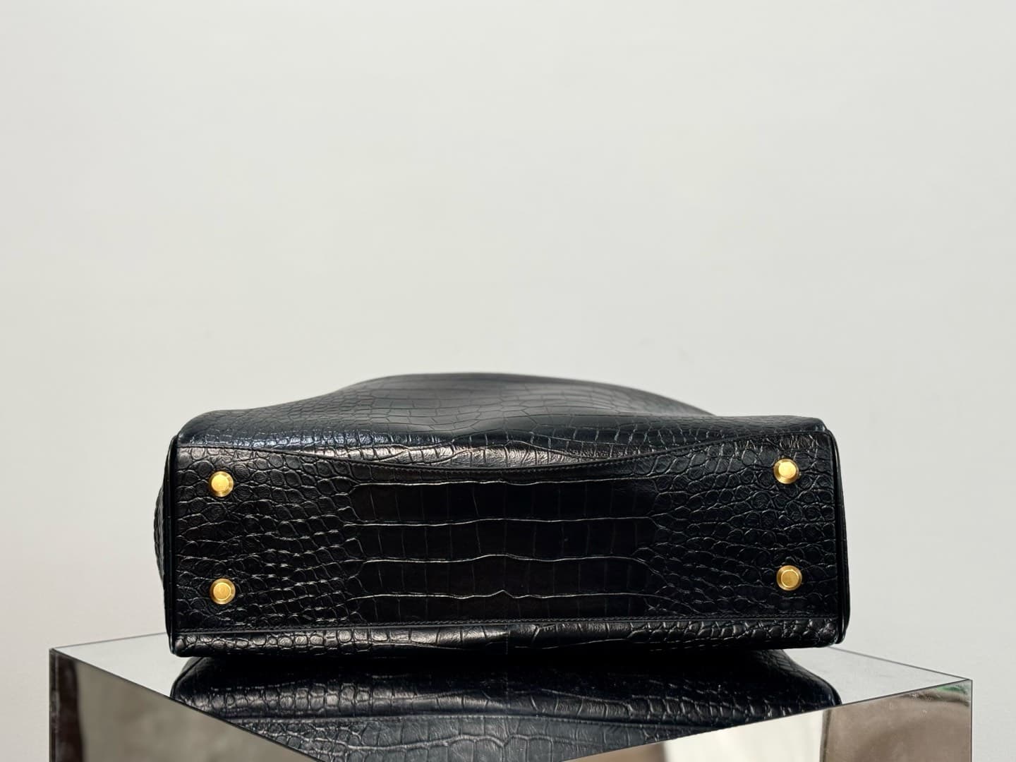 Balenciaga Rodeo Large Bag in Black Crocodile Embossed Calfskin With Gold-Tone Metal TOP