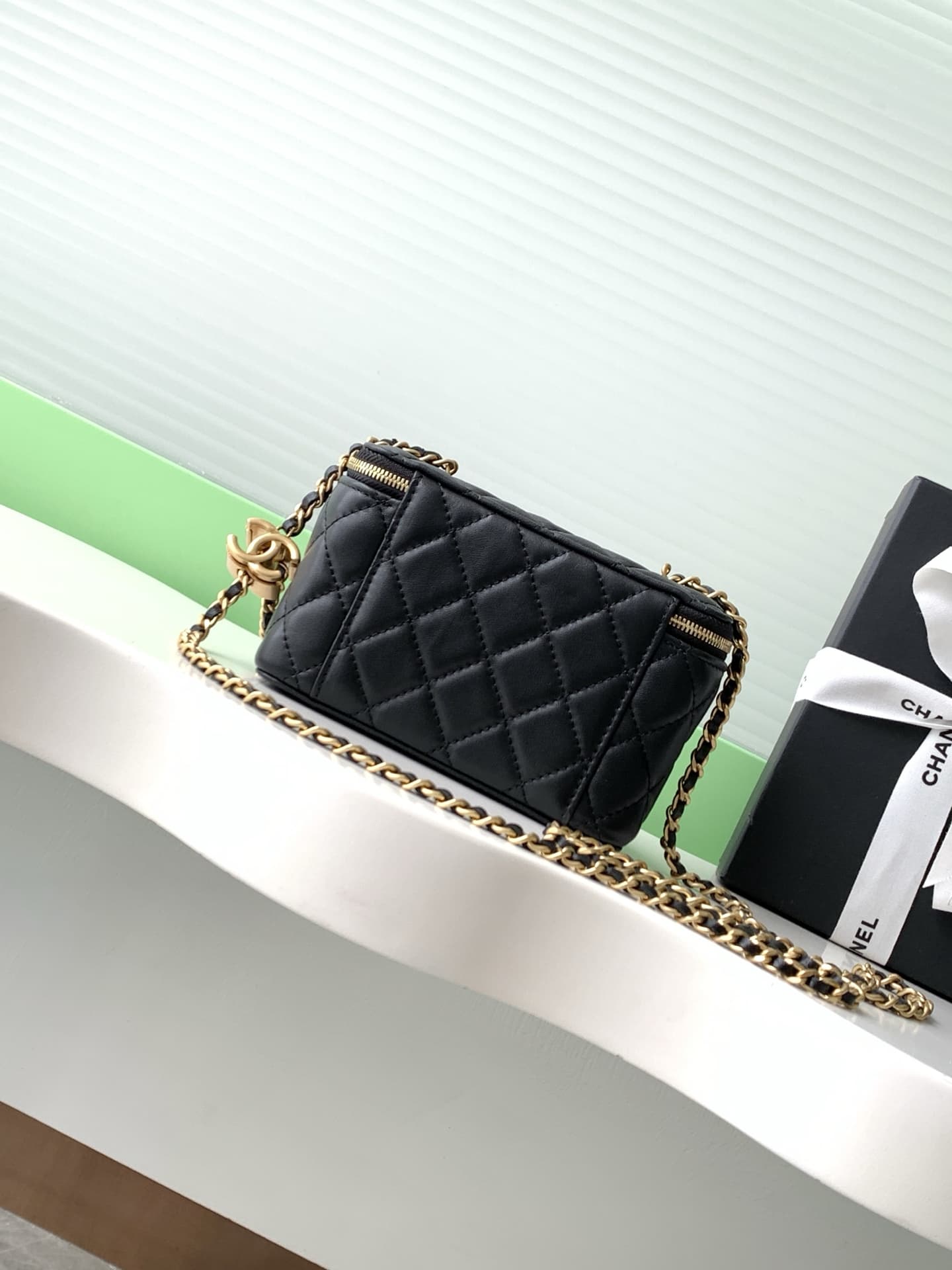 Chanel Vanity with Chain AP3940 Lambskin & Gold Metal Black A