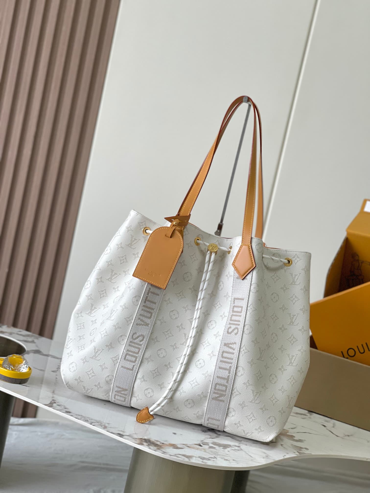 Louis Vuitton Marina Tote Monogram Heritage coated canvas M14652 Off-White TOP