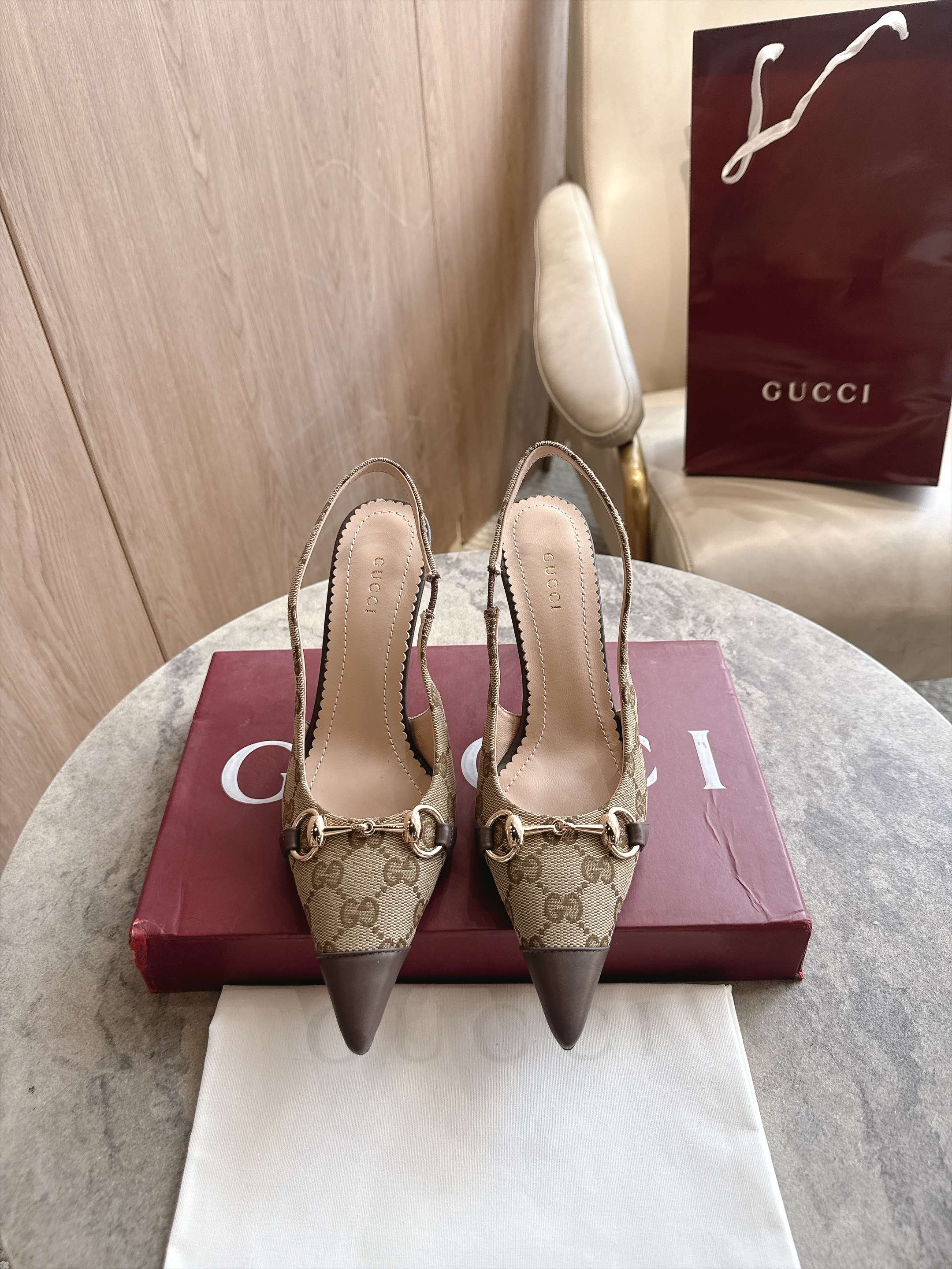Gucci Women's Donna pump in sand and brown GG canvas