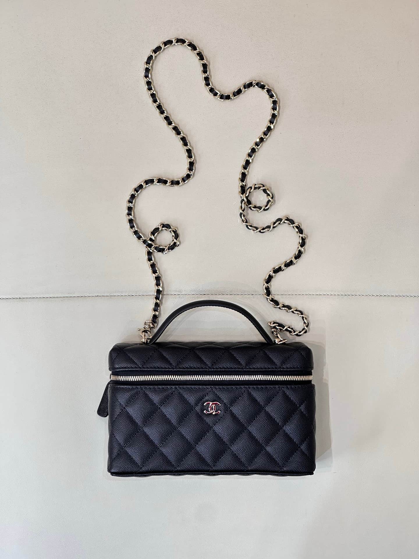 Chanel Classic Vanity with Chain Grained Calfskin & Gold-Tone Metal Black AP4385 TOP