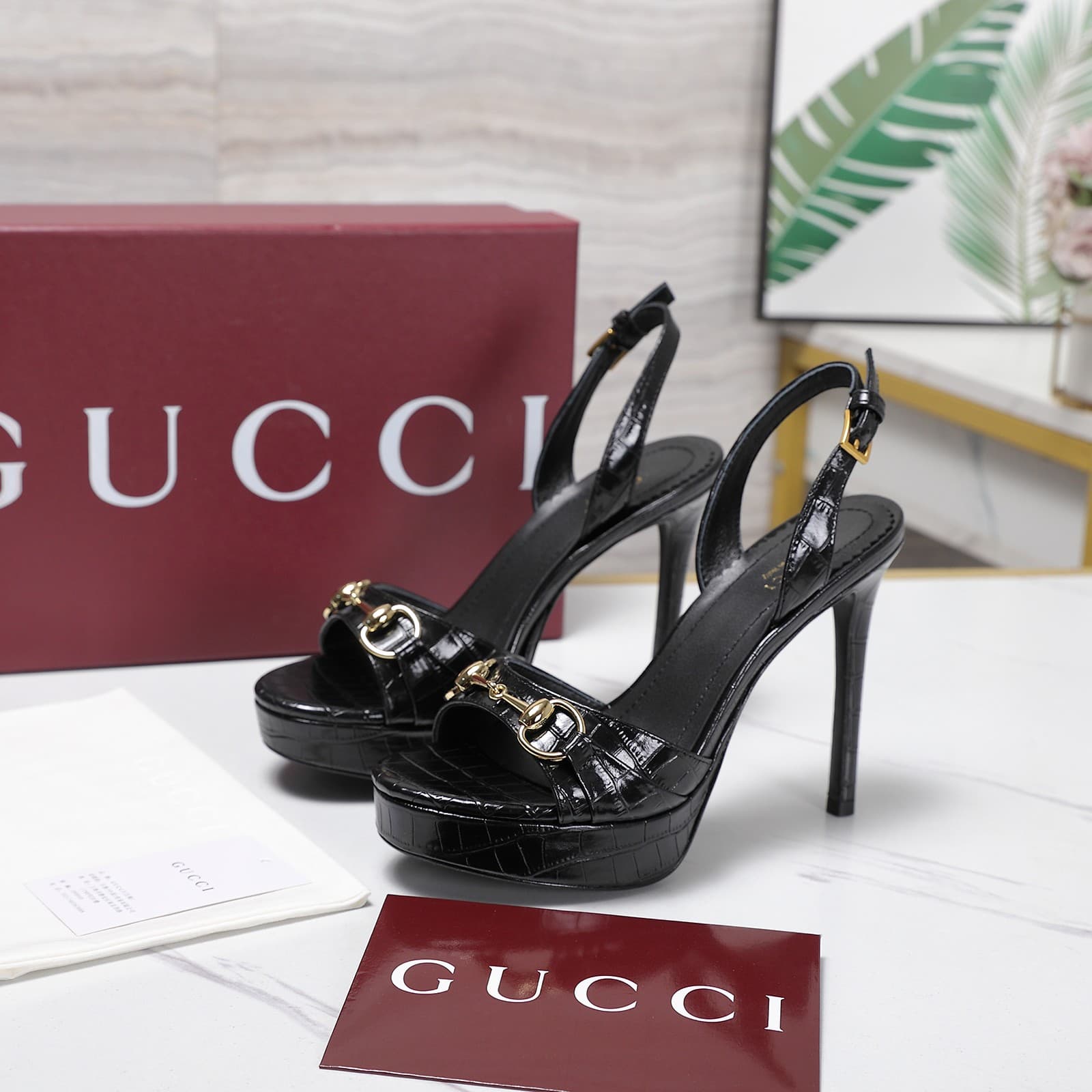 Gucci Women's Donna Platform Sandal Shoes