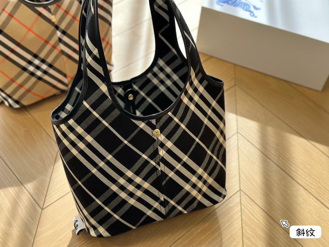 Burberry Small Check Shoulder Bag Sand/Black