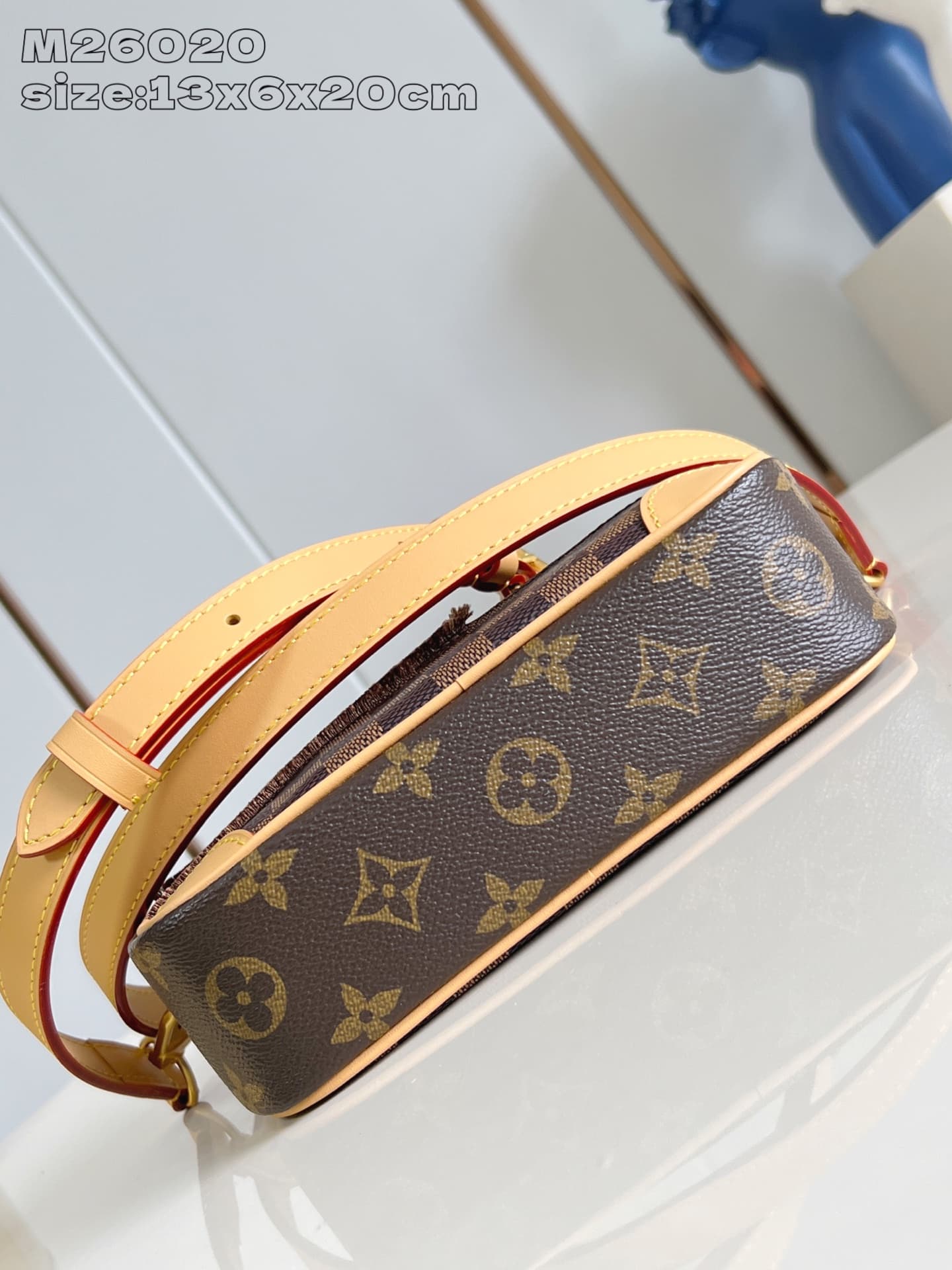 Louis Vuitton Trocadéro Wearable Wallet M26020 Brown High