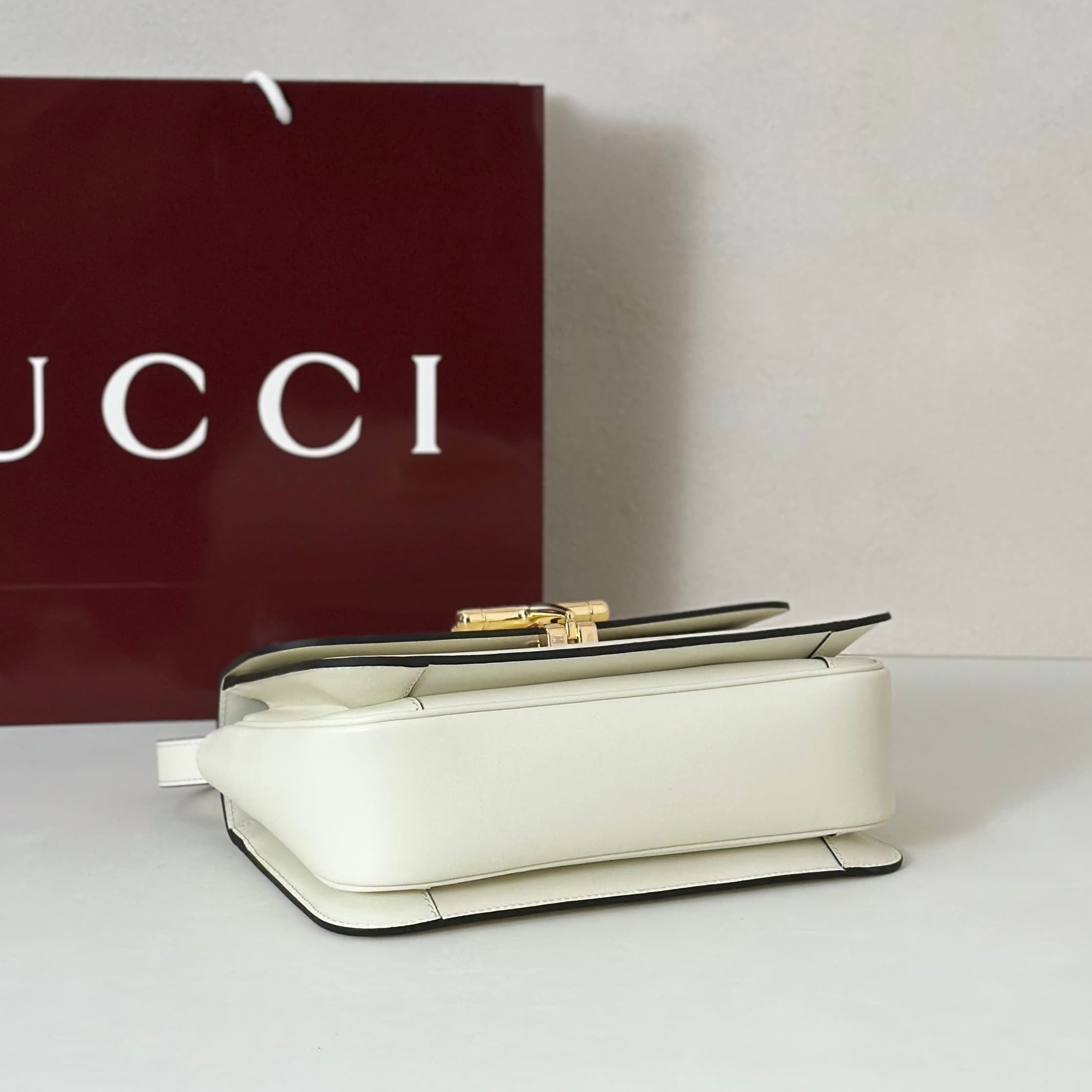 Gucci Siena medium top handle bag 855535 White High
