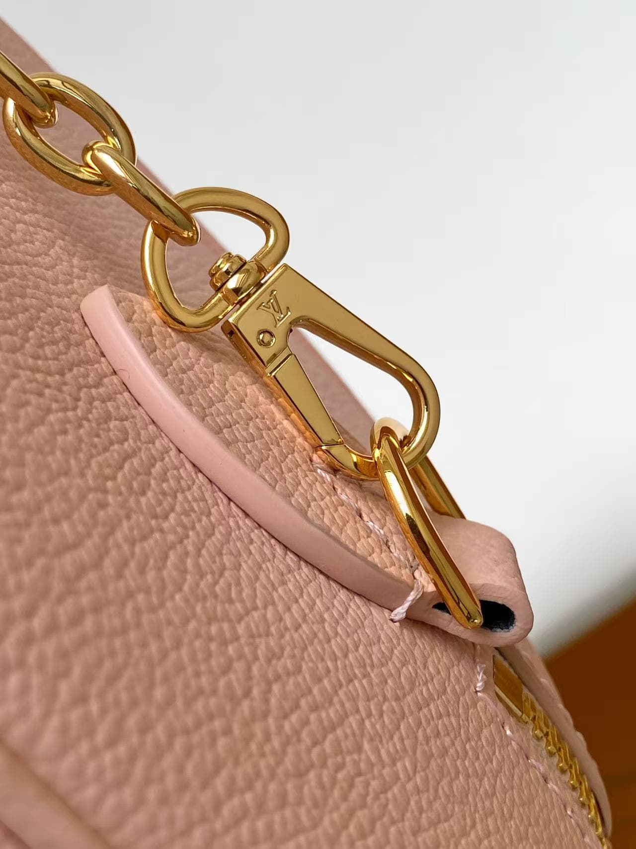 Louis Vuitton Speedy Bandouliere 20 Light Bliss Couture Cowhide leather M28529 High
