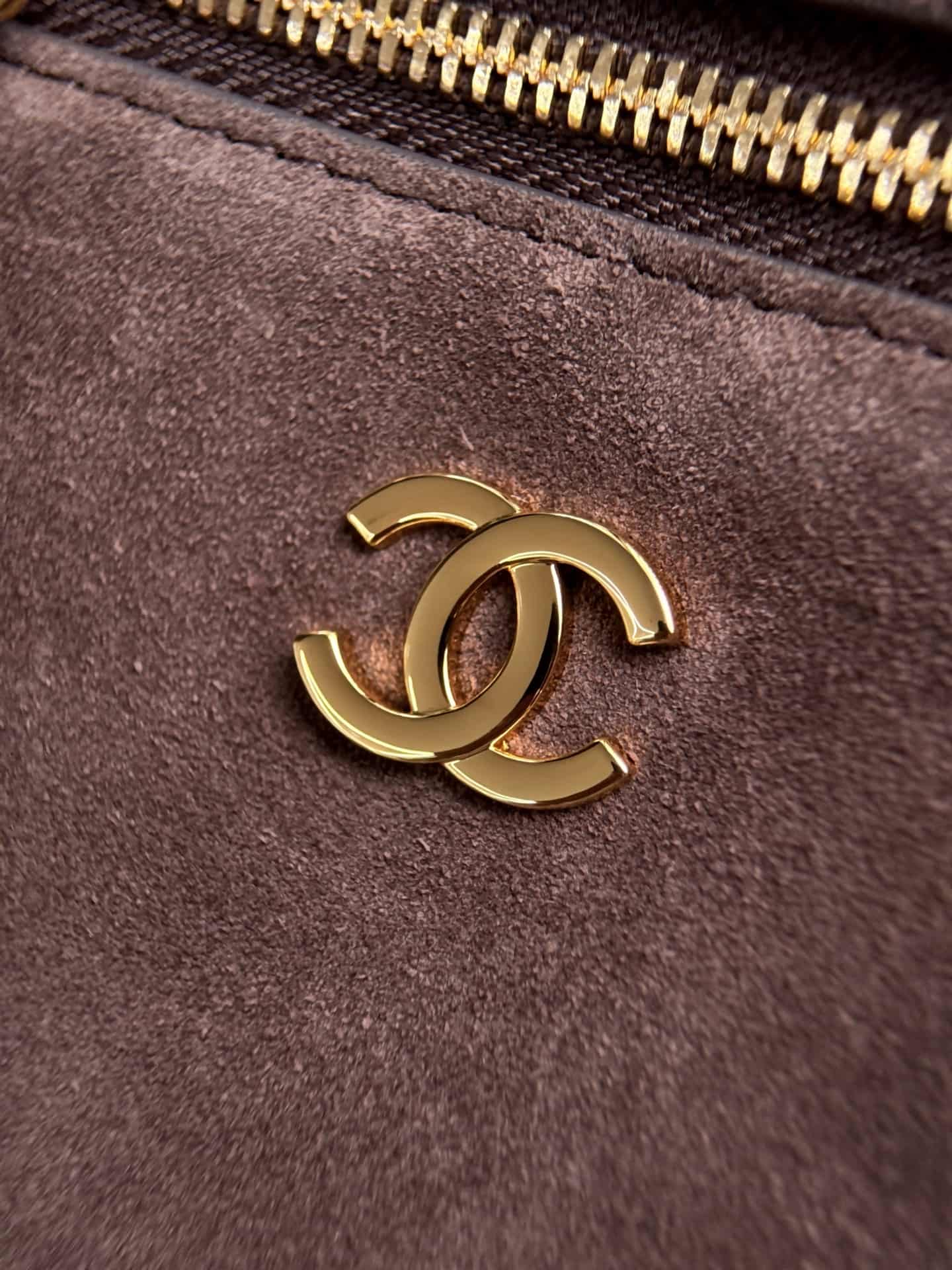 Chanel Small Vanity with Chain Suede Calfskin & Gold Metal Dark Brown AP5346 A
