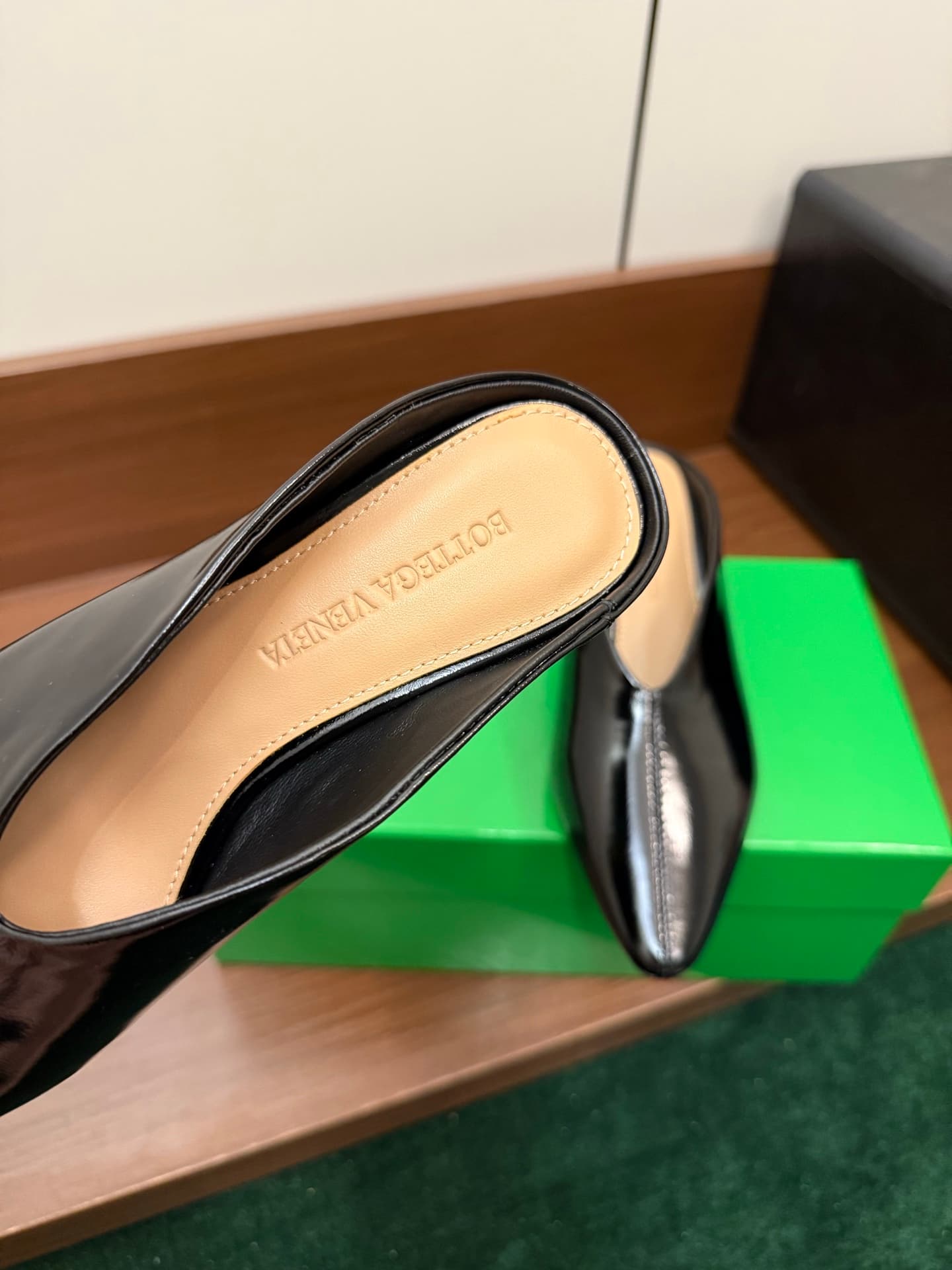 Bottega Veneta Vesta Leather Mules Women