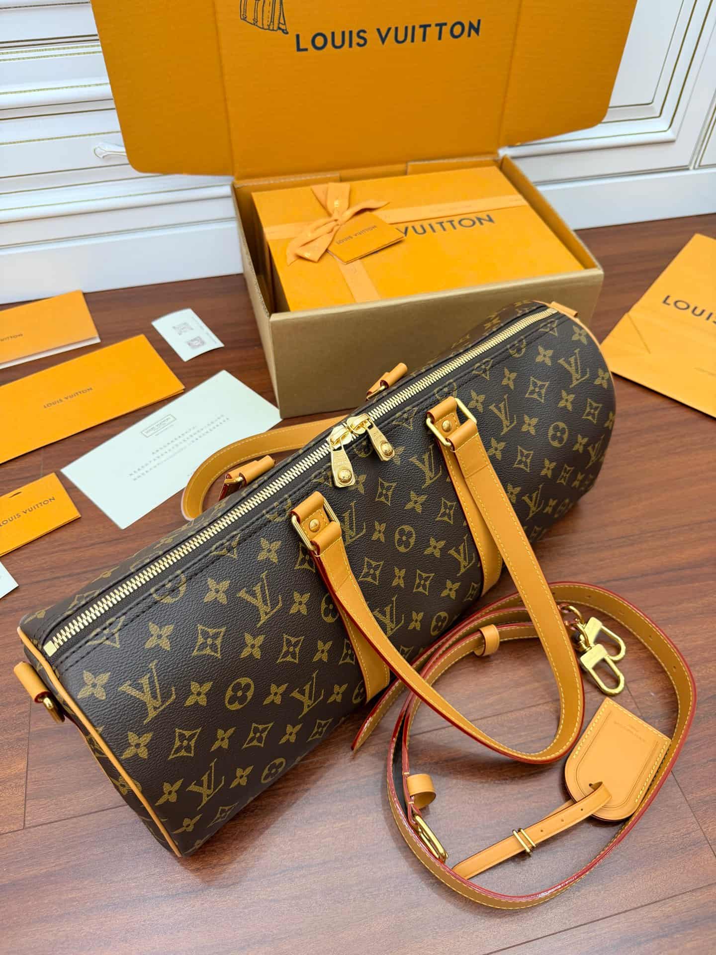 Louis Vuitton Needle Bag Monogram coated canvas M28116 TOP