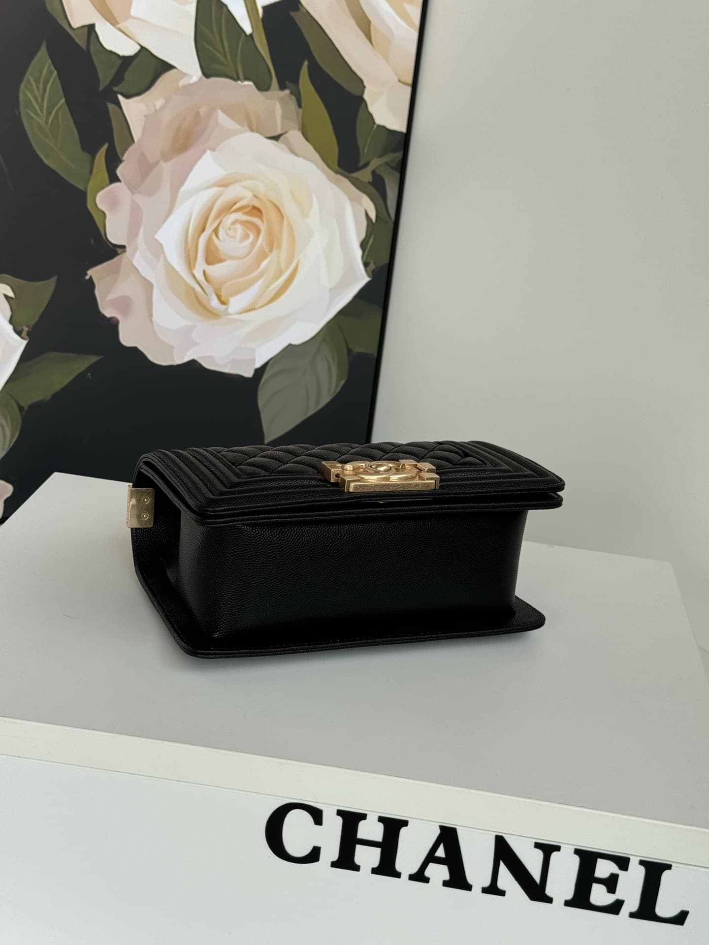 SMALL BOY Chanel HANDBAG Grained Calfskin Black Matt-Gold Metal High