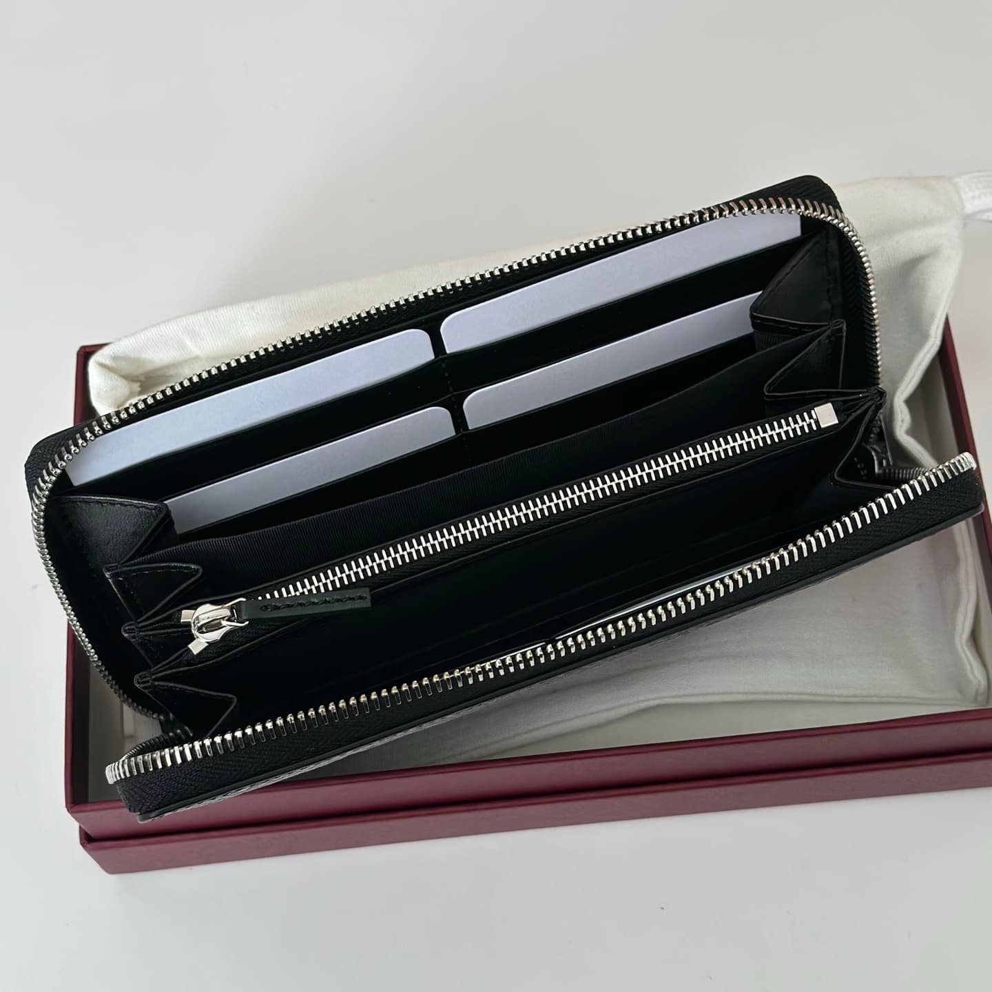 Gucci GG Jumbo zip around wallet Black 739484 High