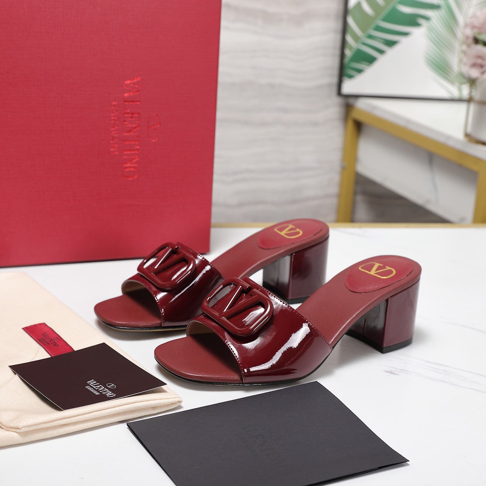 Valentino Garavani VLogo Signature Patent Leather Slide Sandal Women