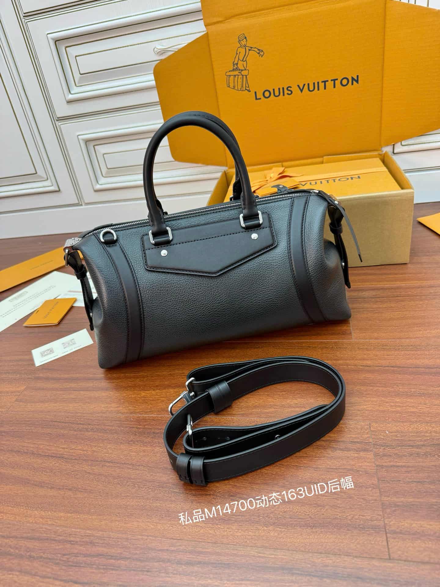 Louis Vuitton LV Biker MM Black Lambskin leather M14700 TOP