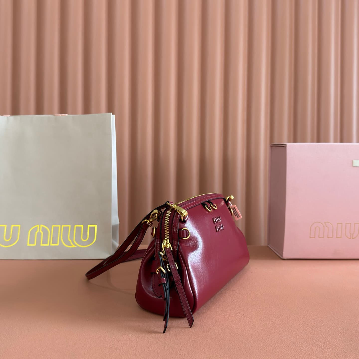 Miu Miu Caprice leather clutch 5BF131 Red TOP