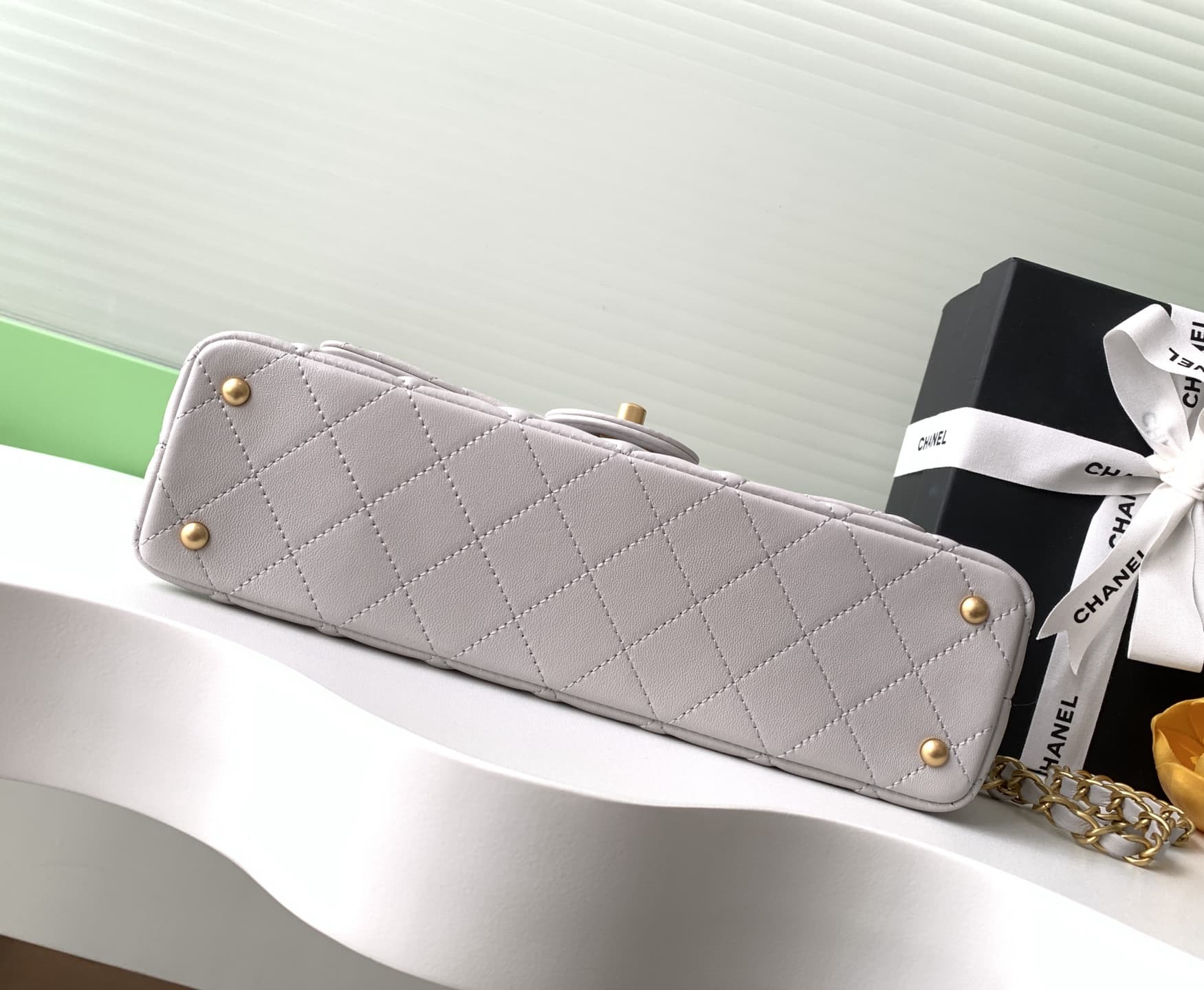 FLAP BAG WITH TOP HANDLE Lambskin Gold-Metal AS5356 Gray A
