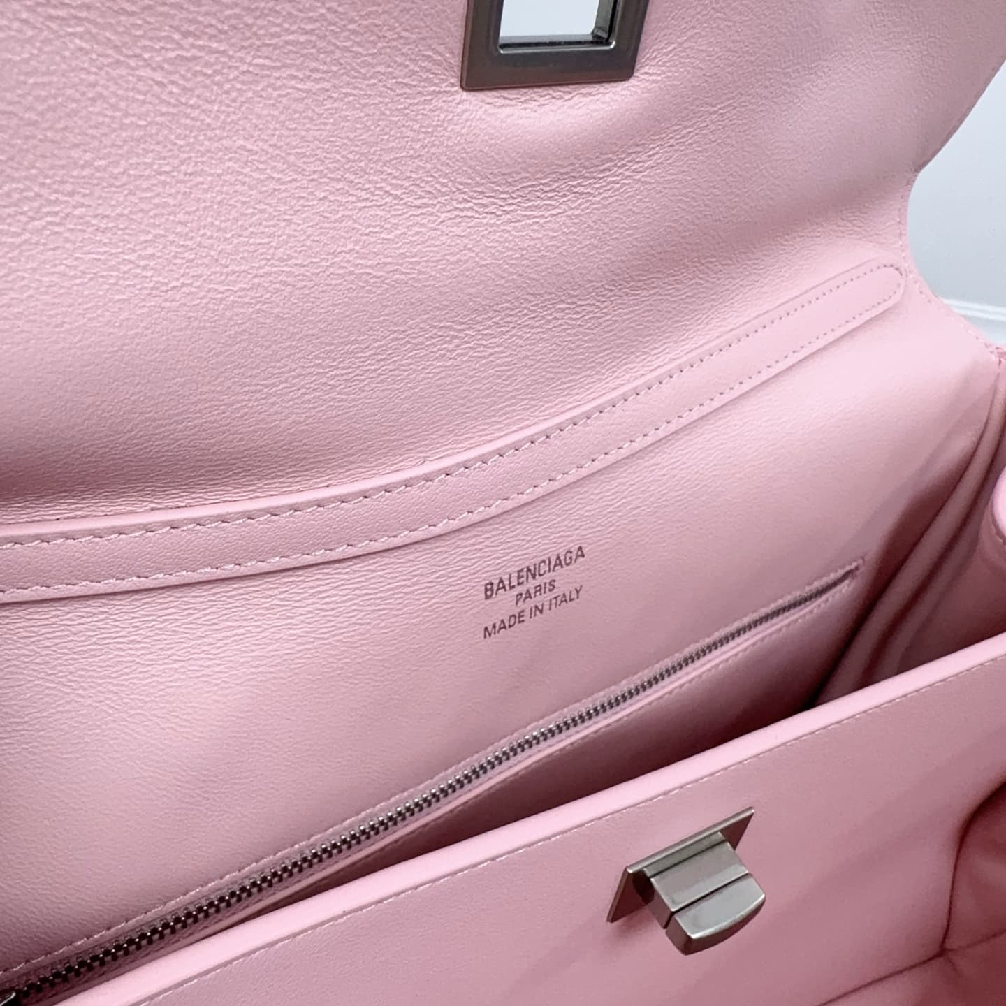 Balenciaga Rodeo Medium Bag in Pink Leather With Silver-Tone Metal High