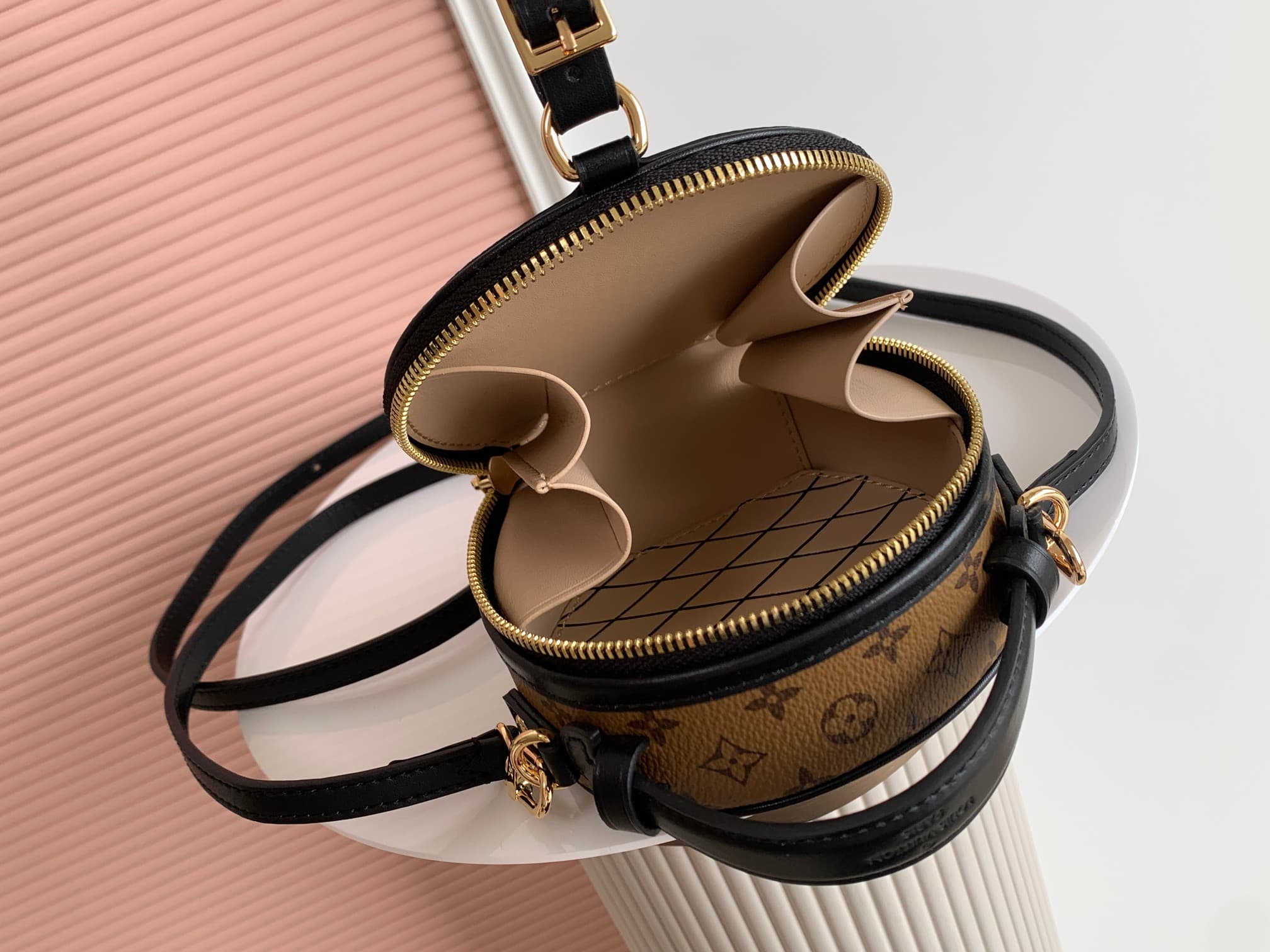 Louis Vuitton Mini Boite Chapeau Monogram Reverse coated canvas M83614 High