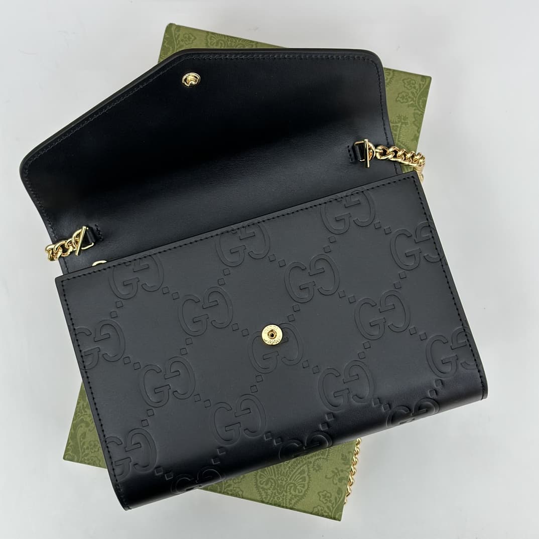 Gucci GG pochette in  GG leather 781555 High