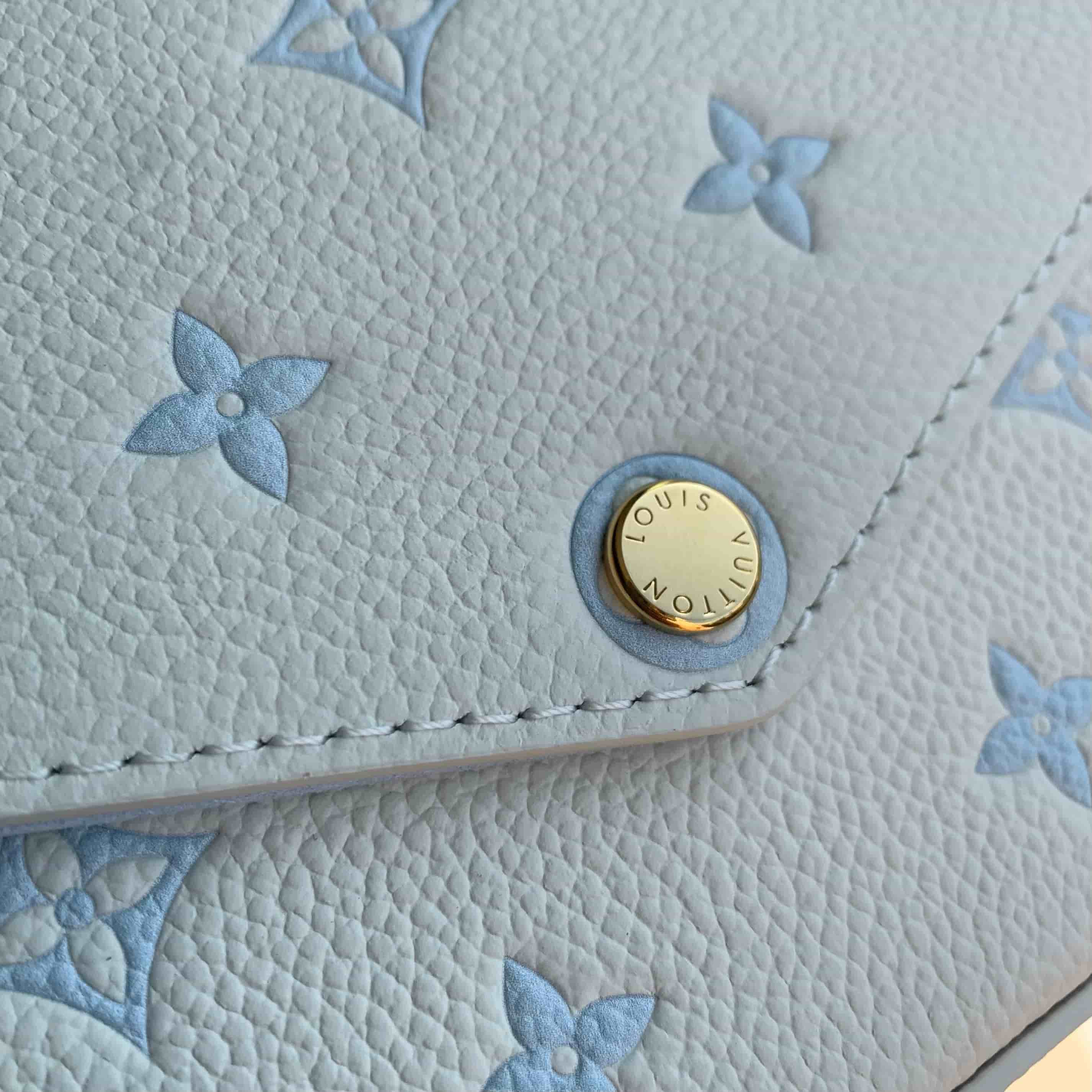 Louis Vuitton Pochette Félicie Monogram Milky White/Blue Embossed grained cowhide leather M28127 High