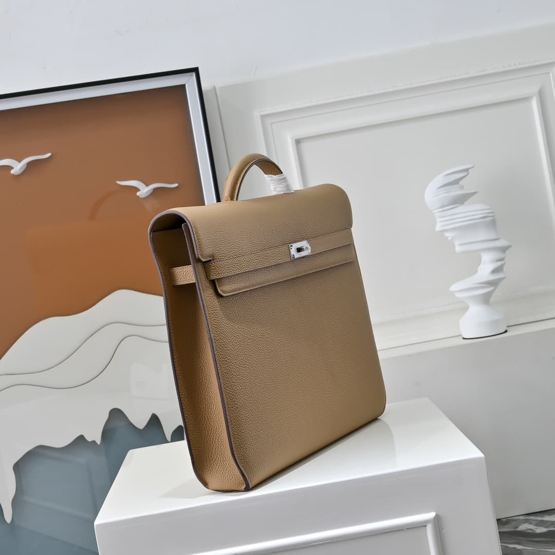 Hermes Kelly depeches Togo 36 briefcase In Beige Metal CalfskIn WAX High