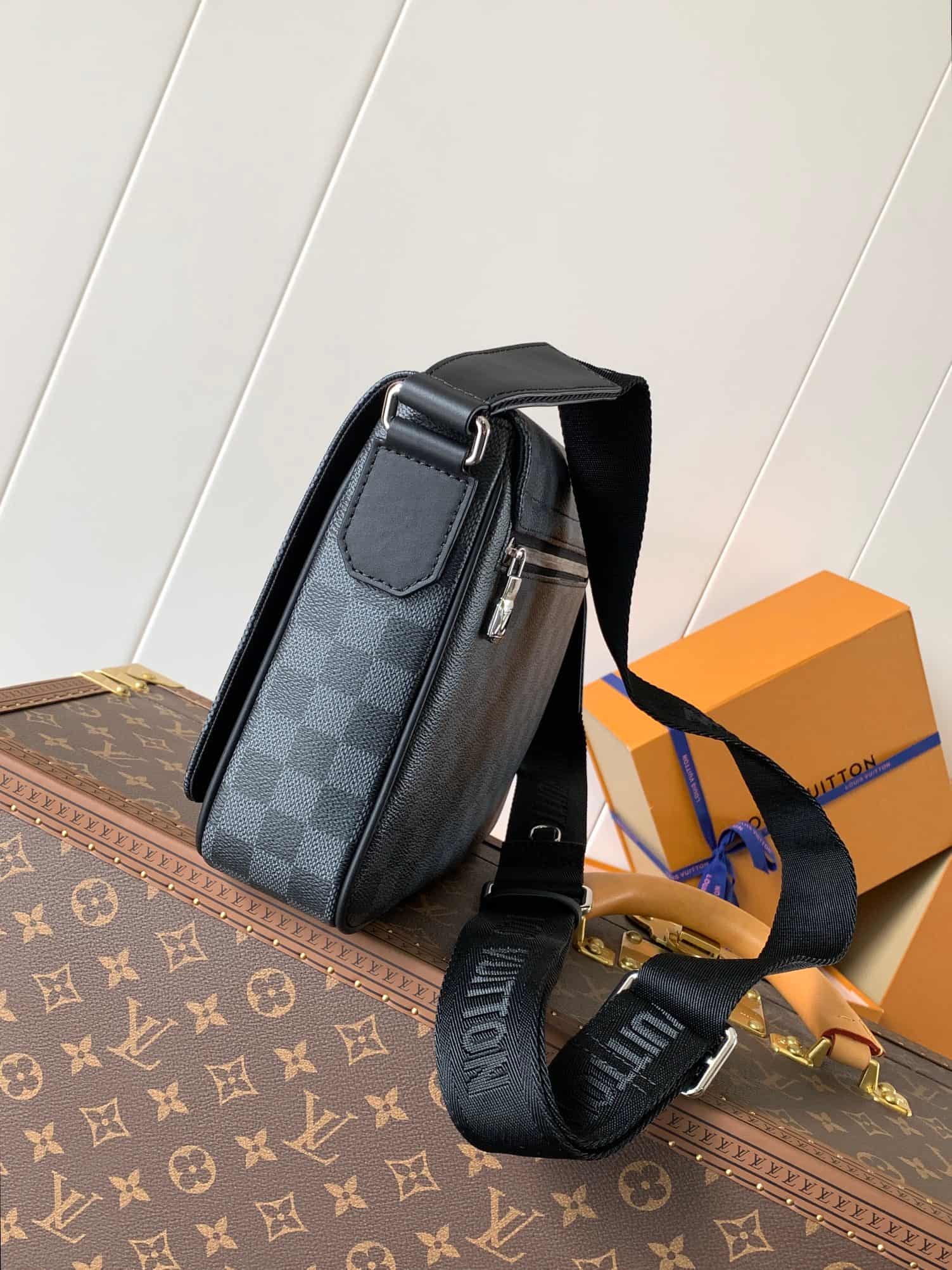 Louis Vuitton District PM Damier Graphite coated canvas N42710 High