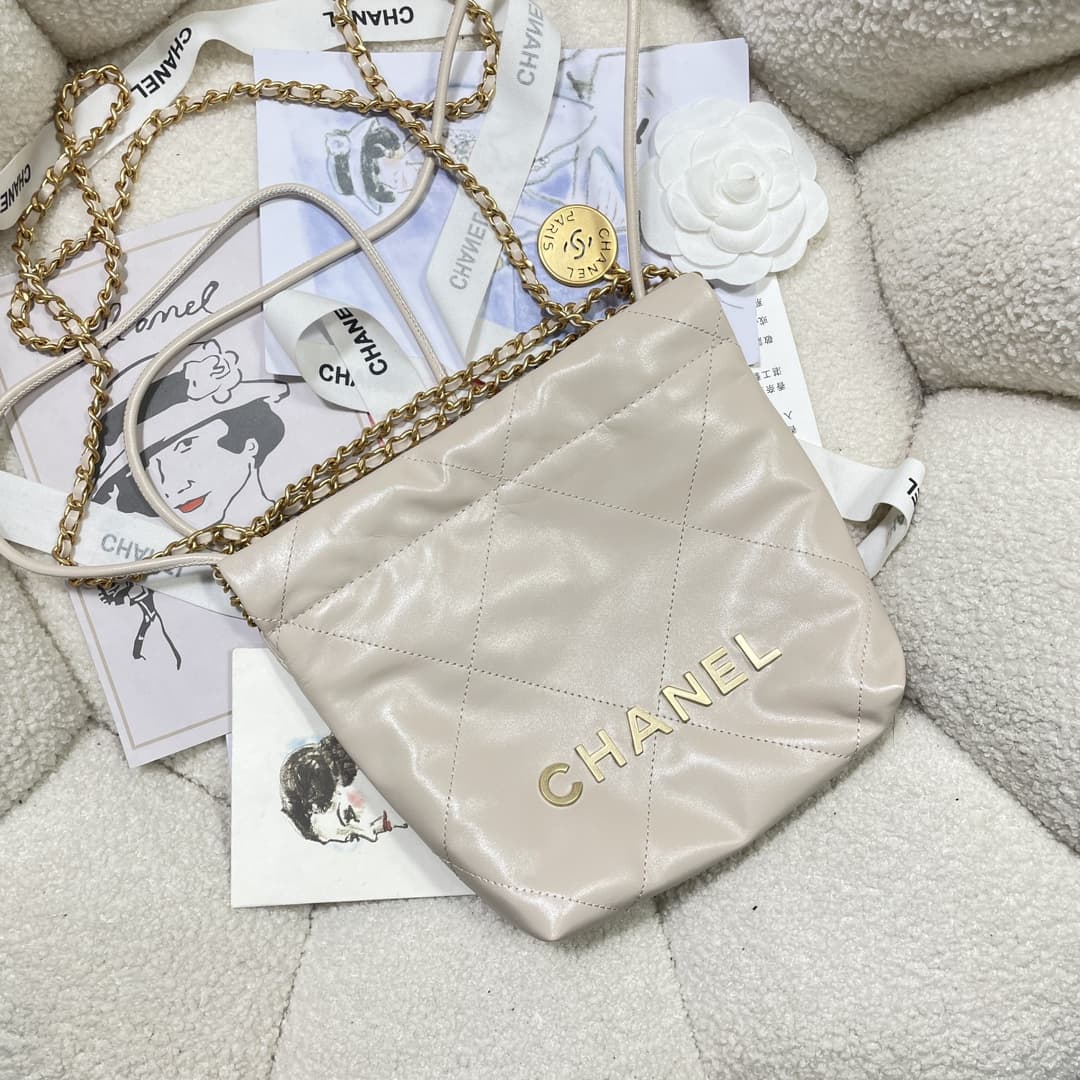 Chanel 22 MINI HANDBAG Shiny Calfskin Cream & Gold-Tone Metal AS3980 High