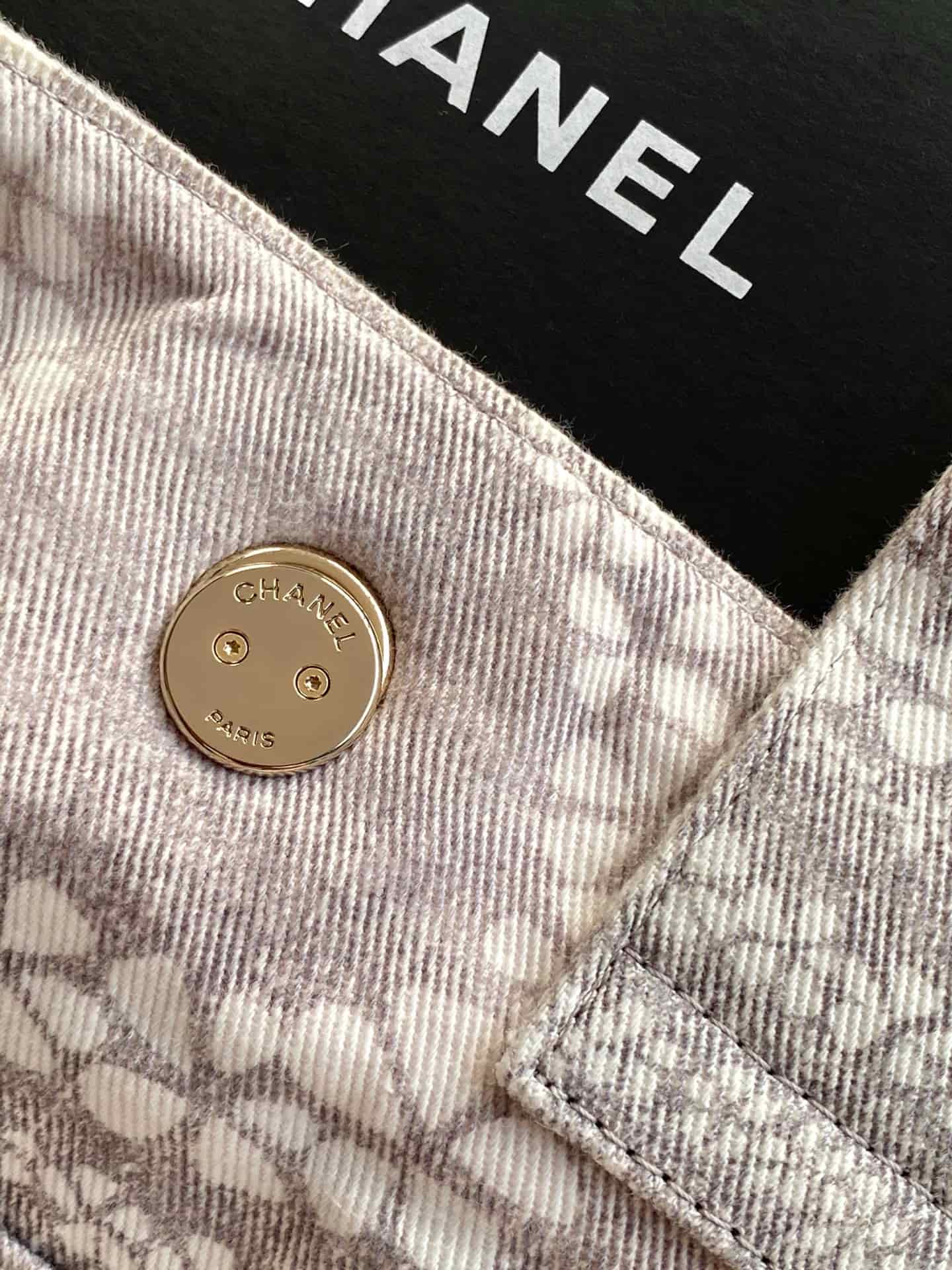 Chanel Beach Hobo Handbag Printed Cotton & Gold-Tone Metal AS5429 White and Grey A
