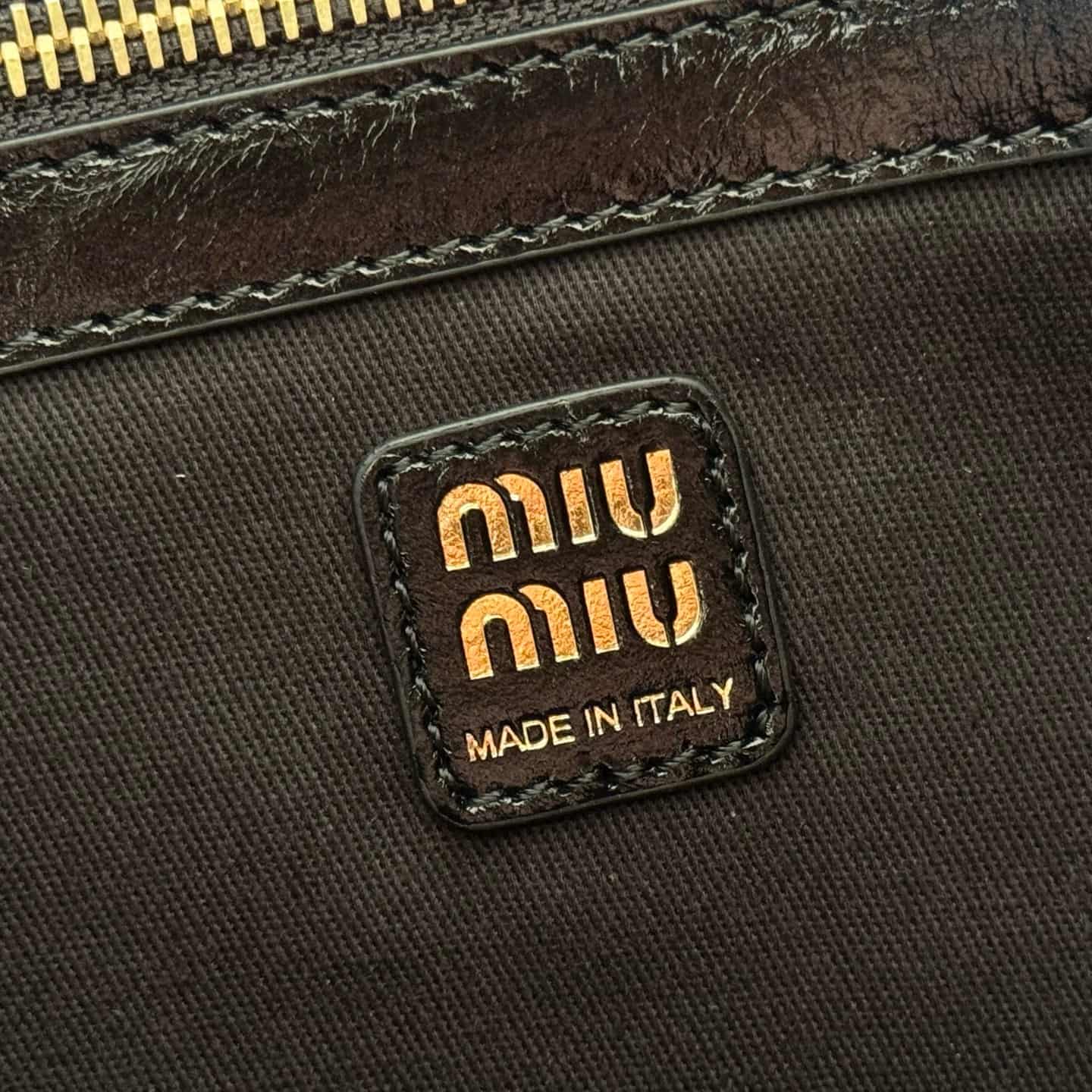 Miu Miu Ivy Calfskin leather bag Black 5BG231 TOP