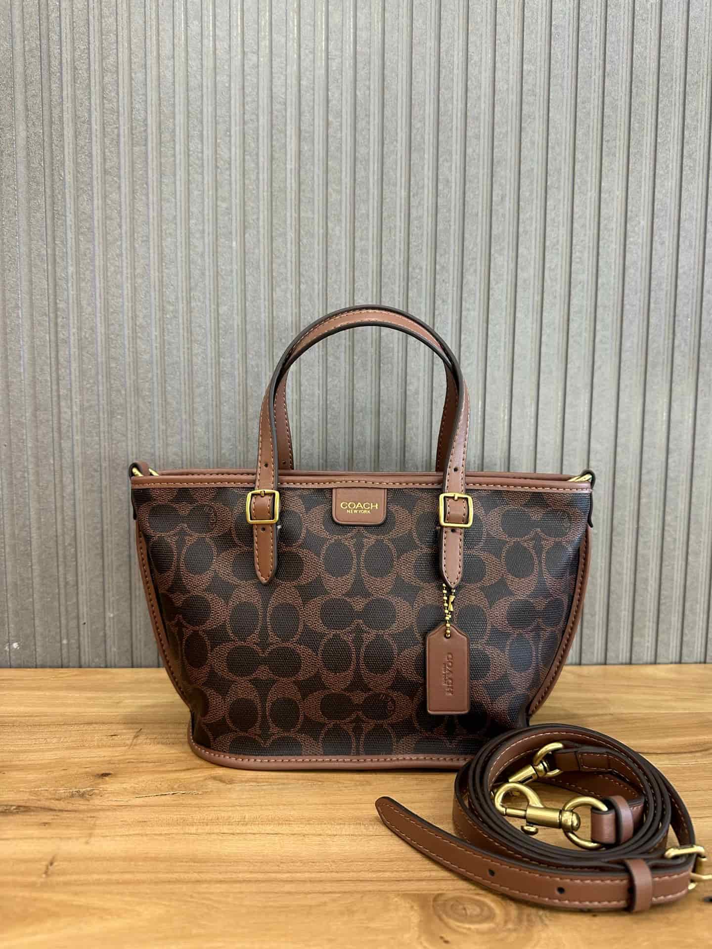Coach Taxi Tote Bag 21 in Signature Canvas High