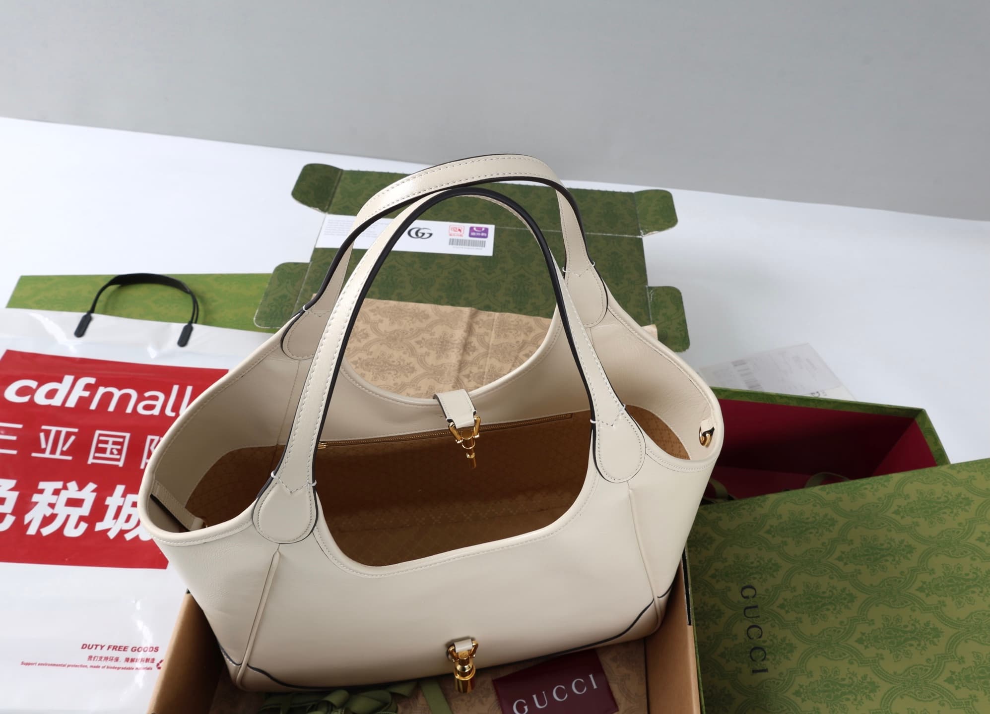 Gucci Mercato medium tote bag Whtie soft leather 866645 High