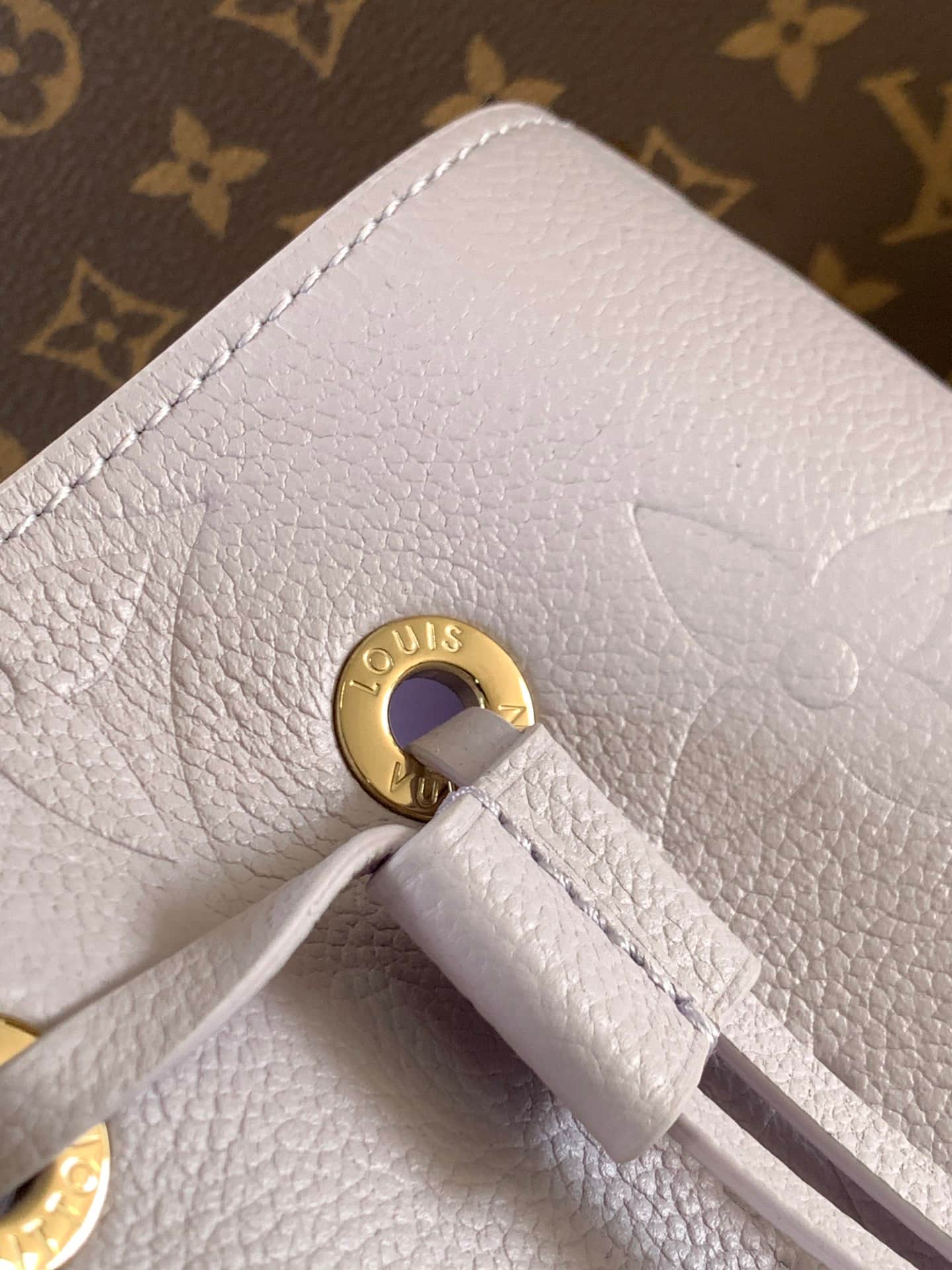 Louis Vuitton NéoNoé BB Misty Lilac Embossed grained cowhide leather M25675 High