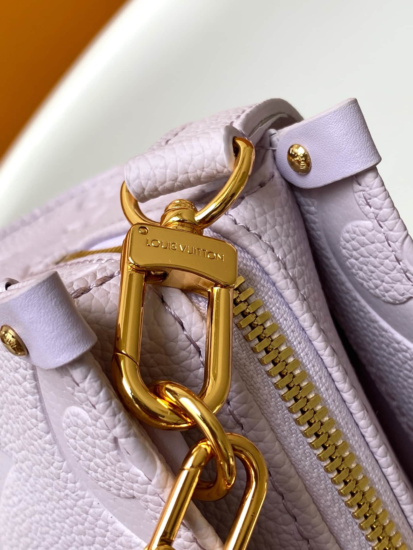 Louis Vuitton OnTheGo East West Misty Lilac Embossed grained cowhide leather M15192 High