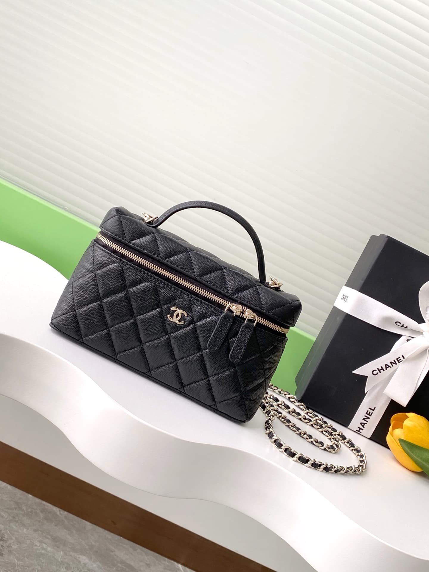 Chanel VANITY WITH CHAIN AP4407 Grained Calfskin & Gold-Tone Metal Black A