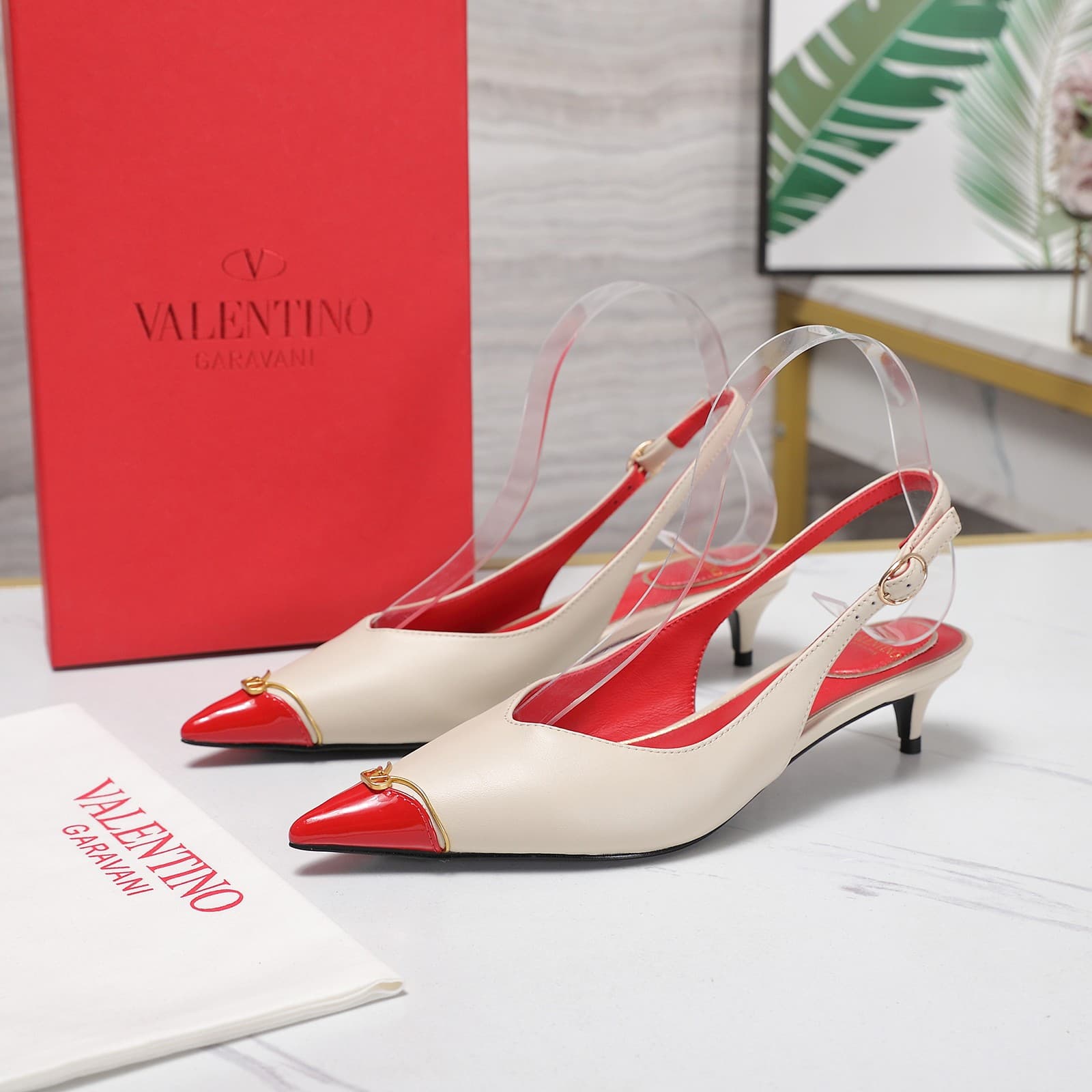 Valentino Garavani VLogo Signature kitten-heel slingback pumps